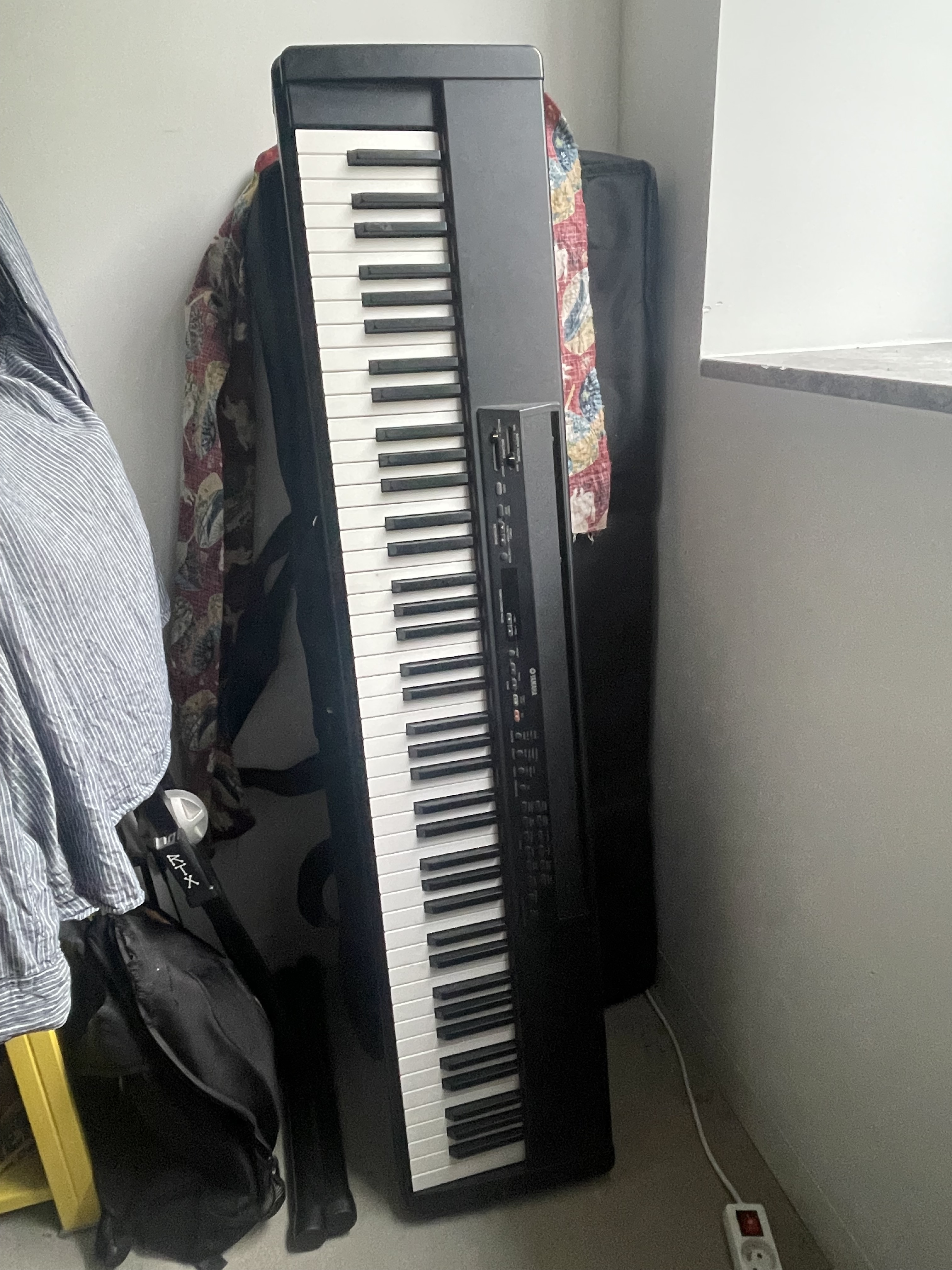 Vends yamaha P-90