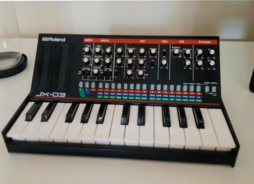 Roland Boutique JX-03 + clavier