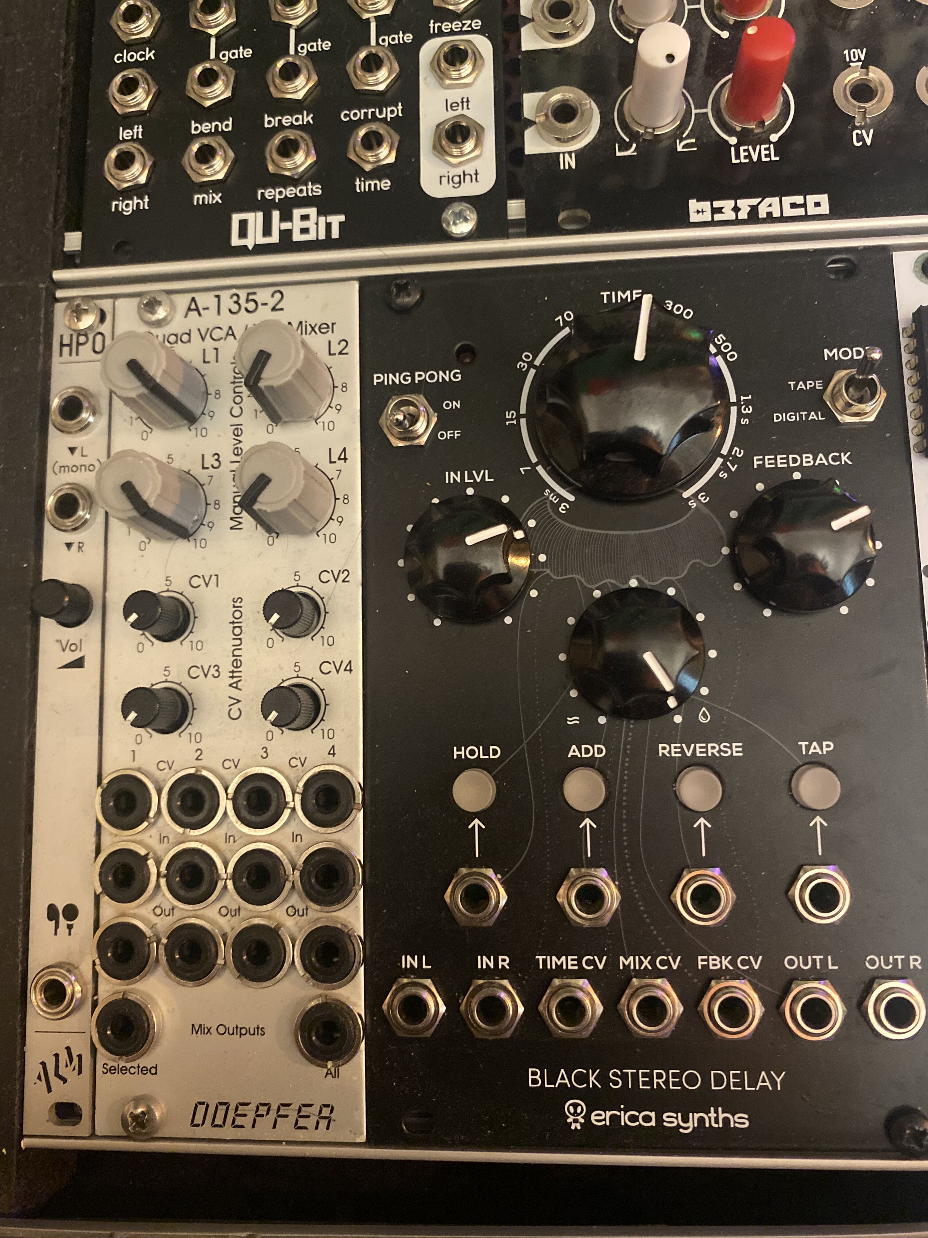 Vends Black Stereo Delay Erica Synths (plus de modules dans mon profil)