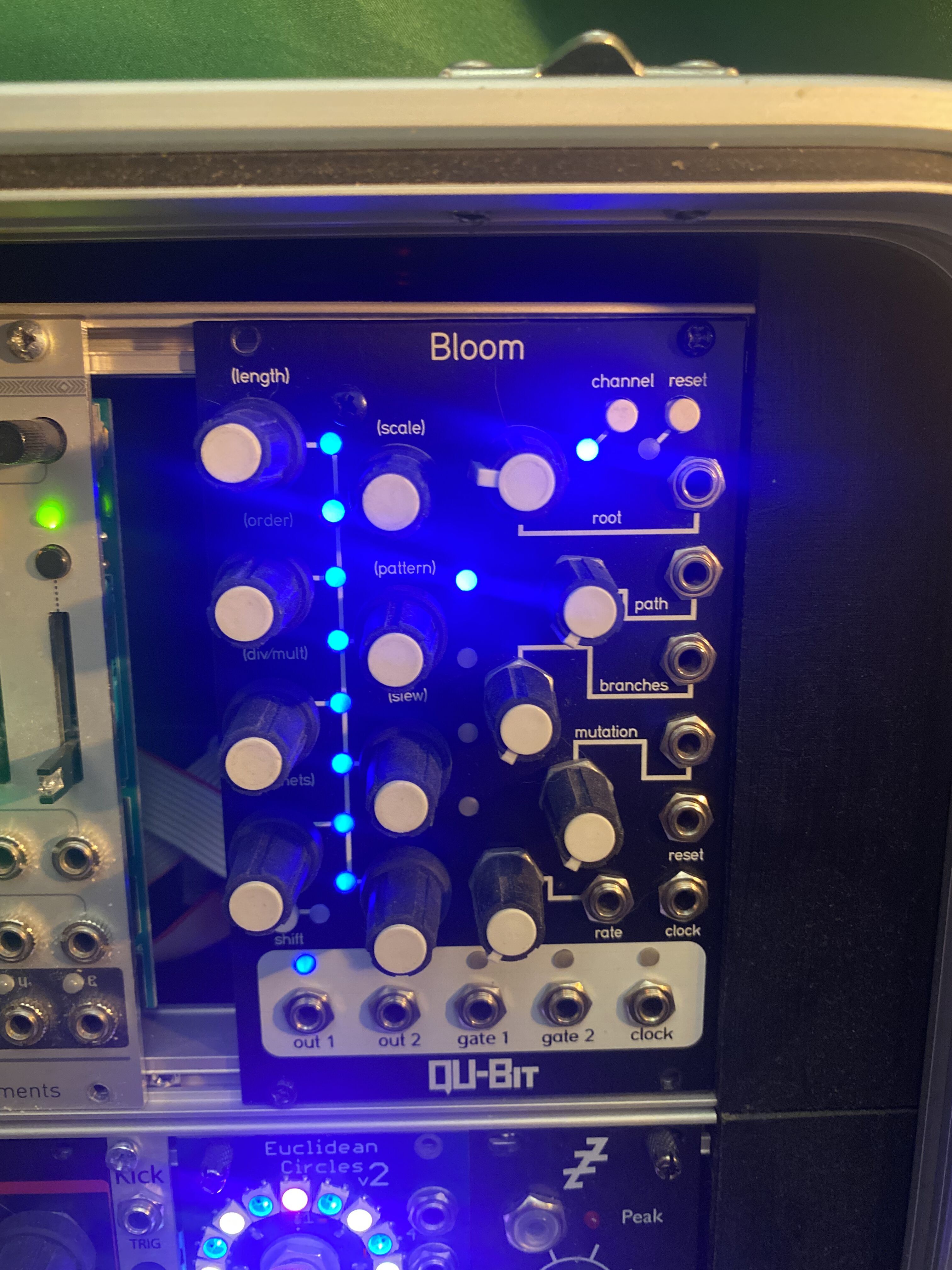 Vends BLOOM Qu-Bit Electronix (plus de modules dans mon profil)
