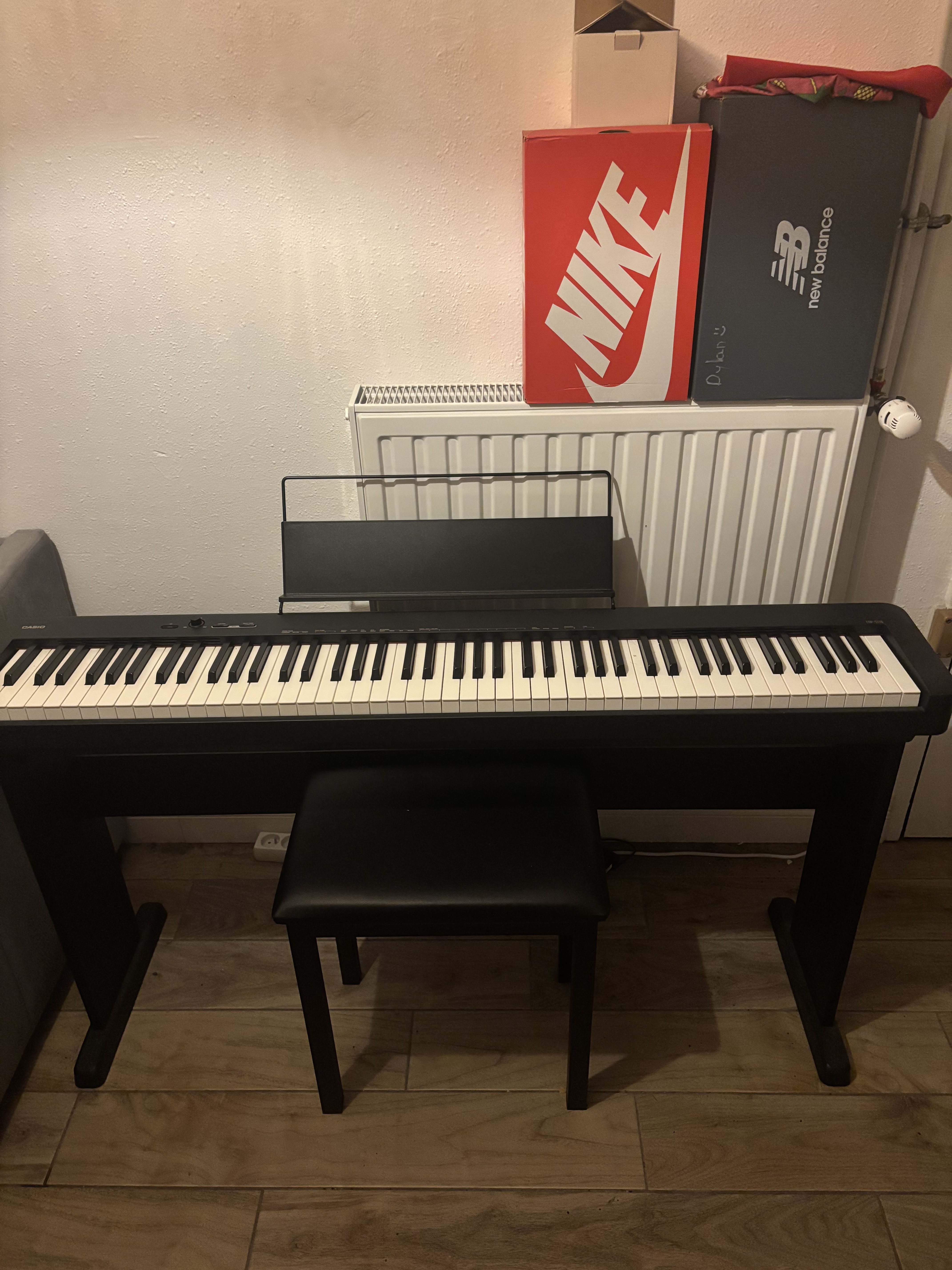 Piano casio + siège 