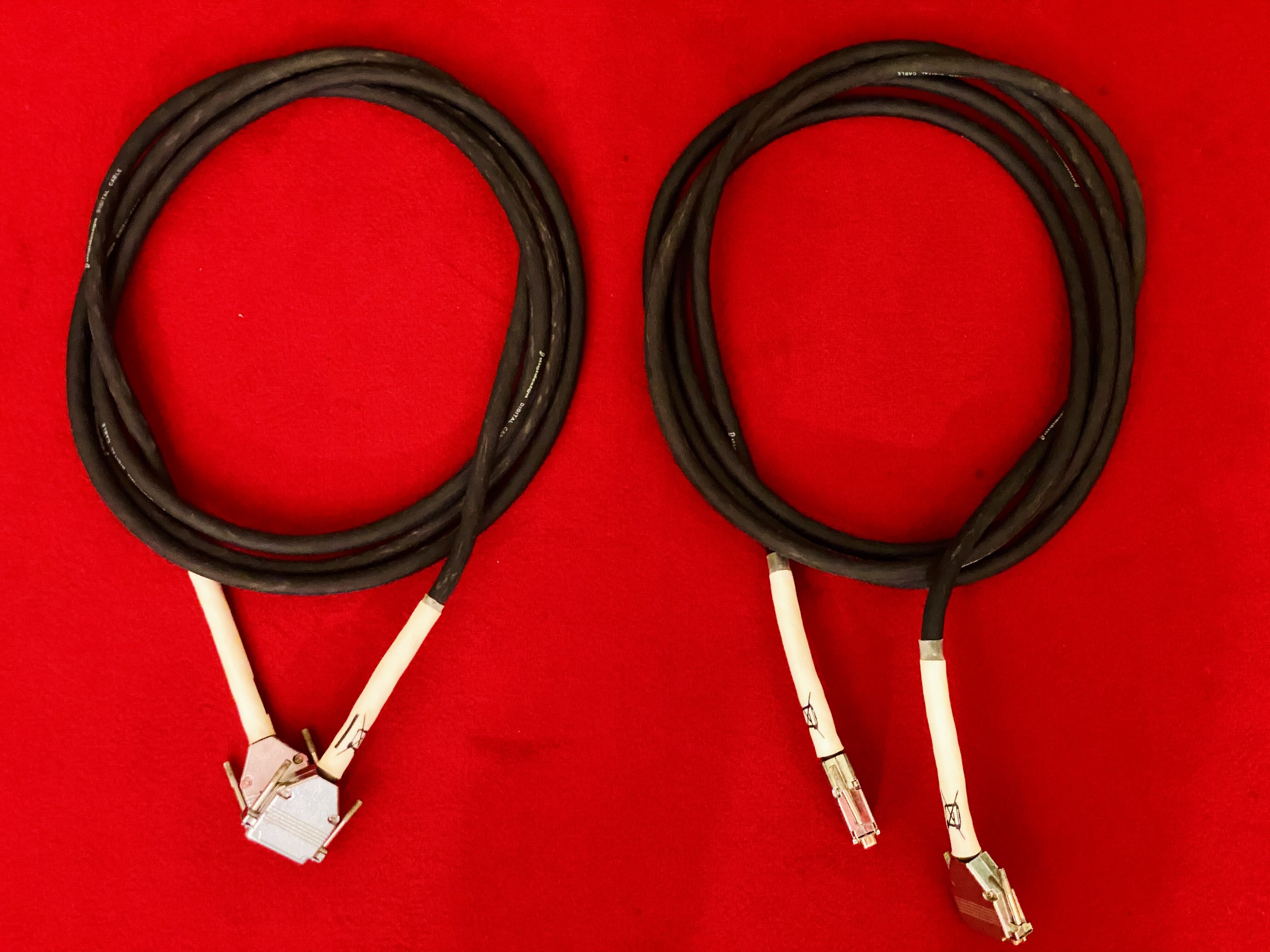 Câble Numérique à l'unité, connexion Digidesign Digisnake Sub-D 25 broches mâle vers Sub-D 25 mâle - Longueur: 3,65 m