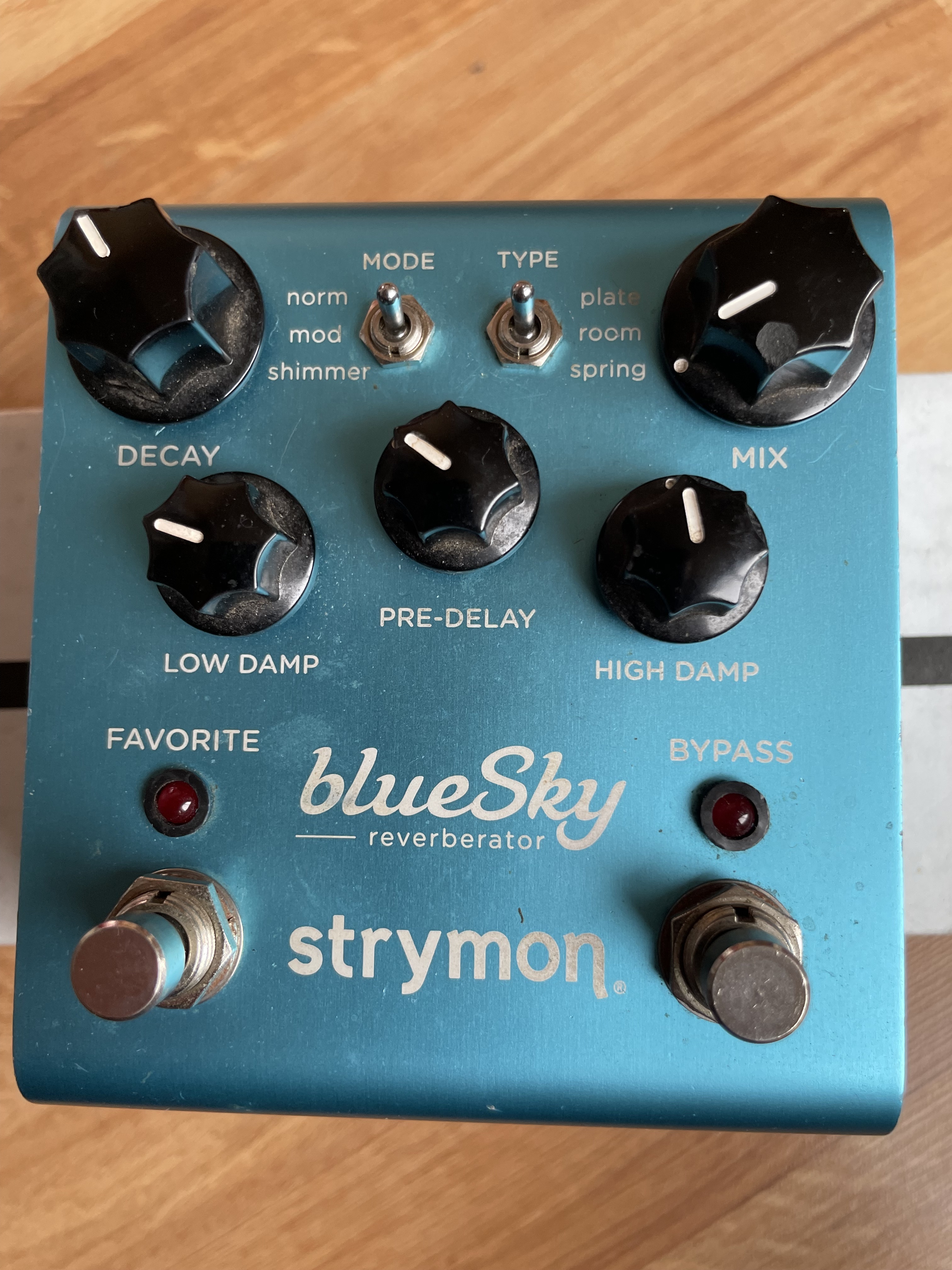 Vends pédale Strymon Bluesky 