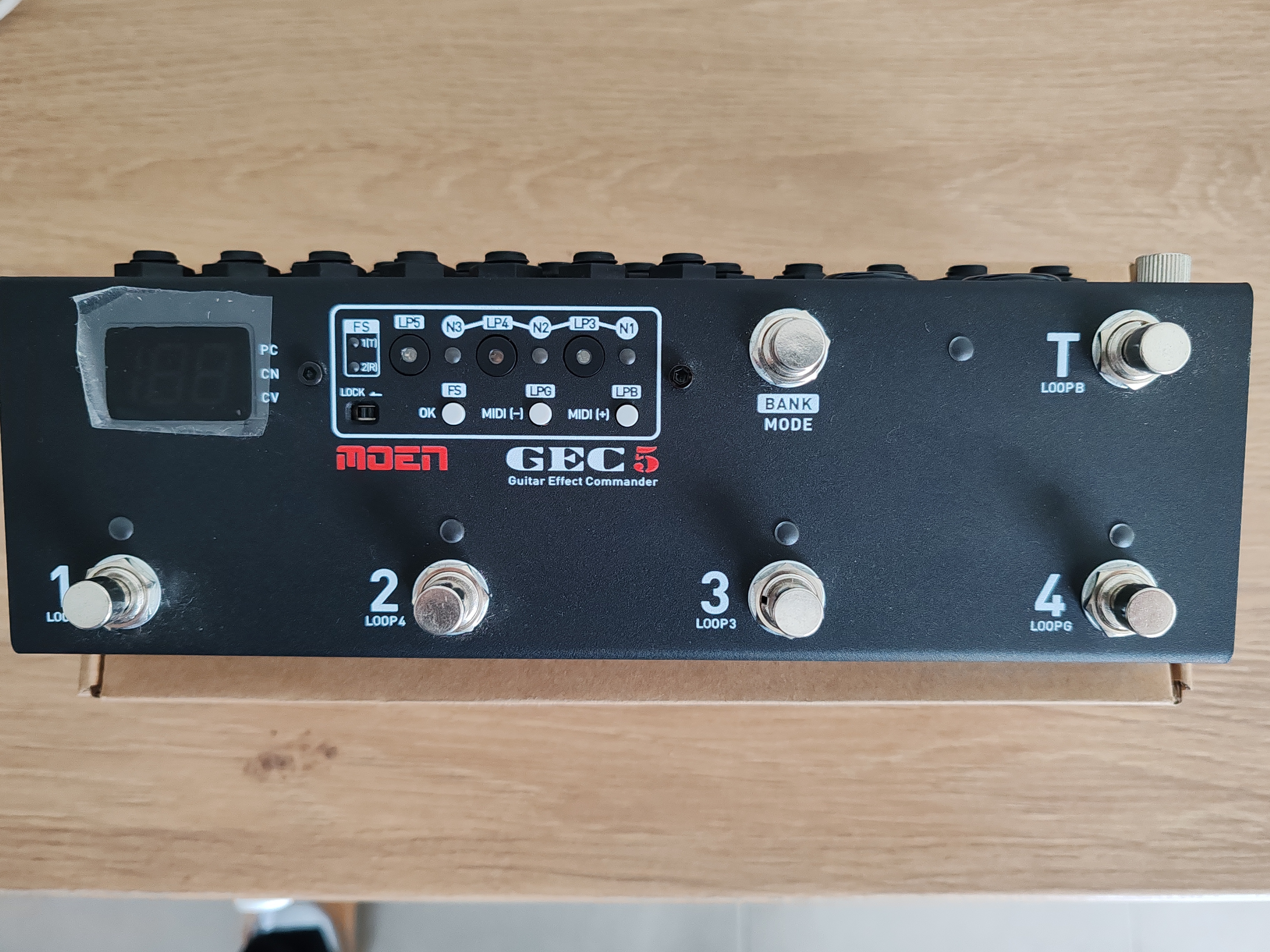 Vends Switcher MOEN GEC5, comme neuf.