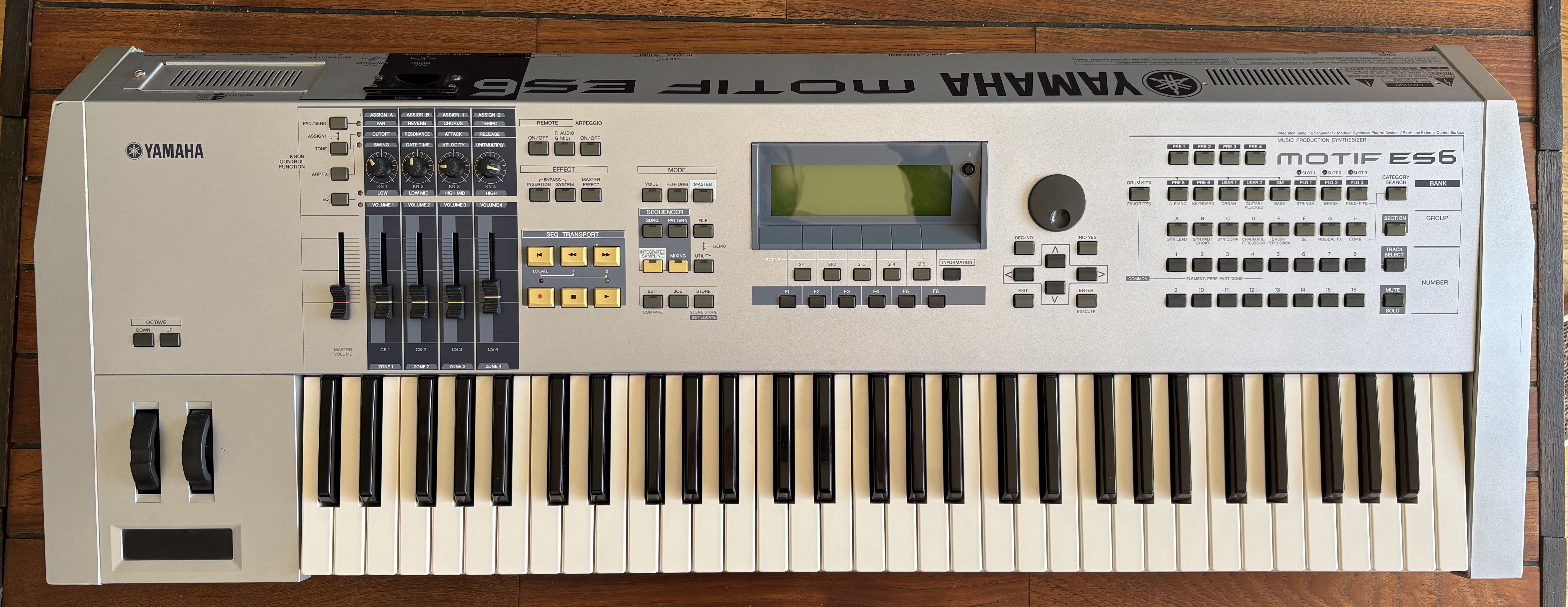Vends Yamaha Motif ES6