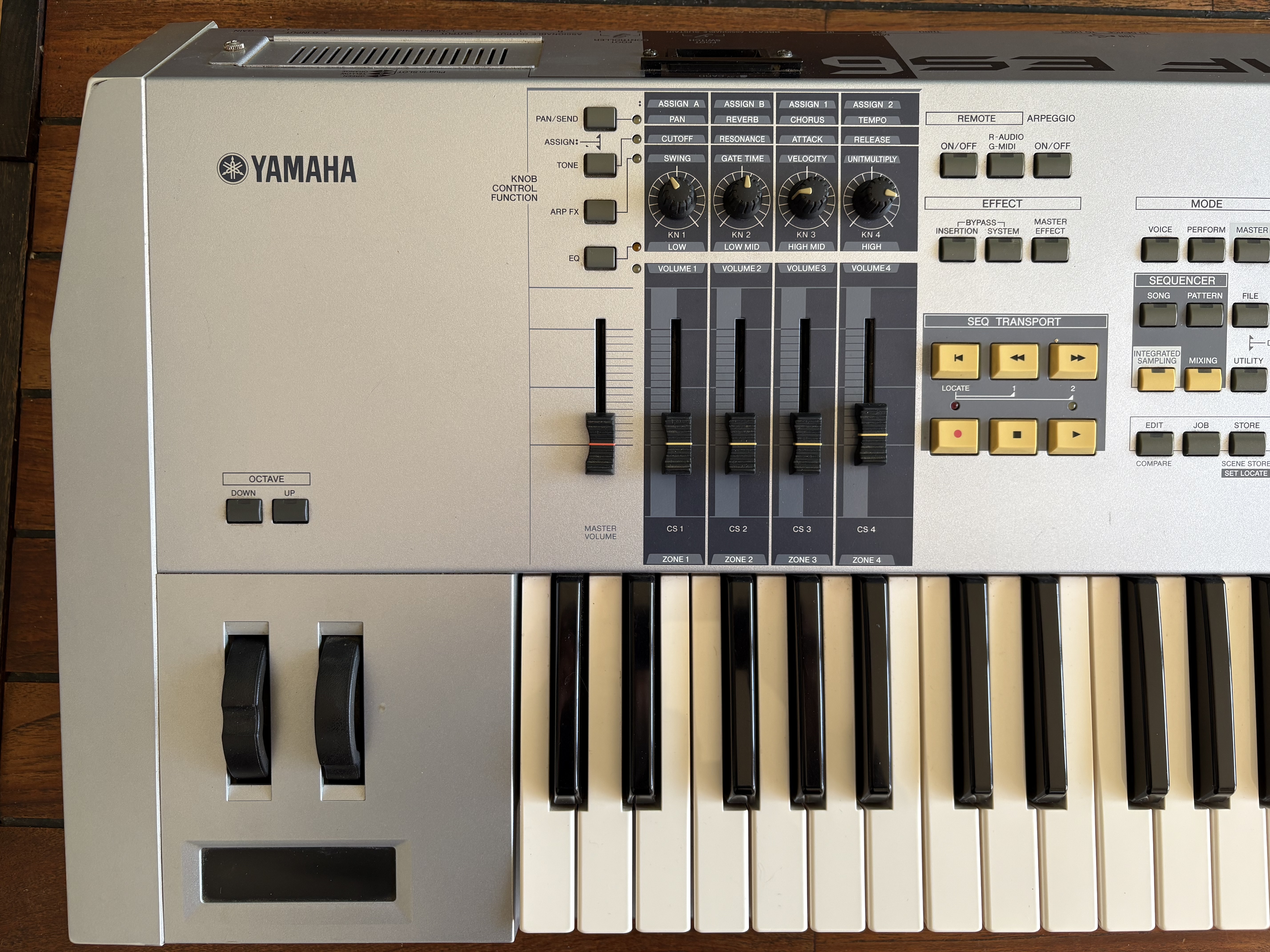Yamaha MOTIF ES6 (17019)