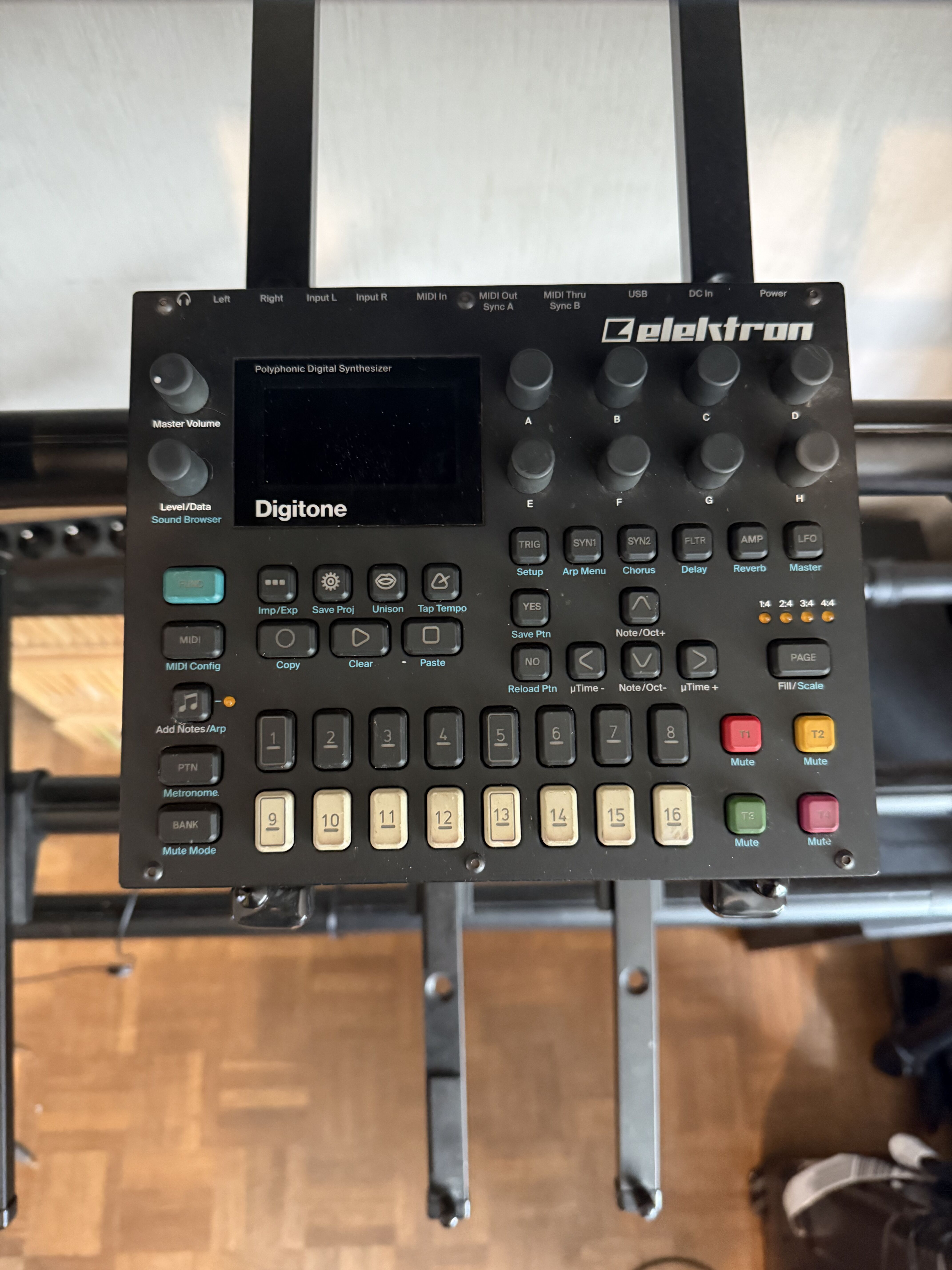 Vends Elektron Digitone