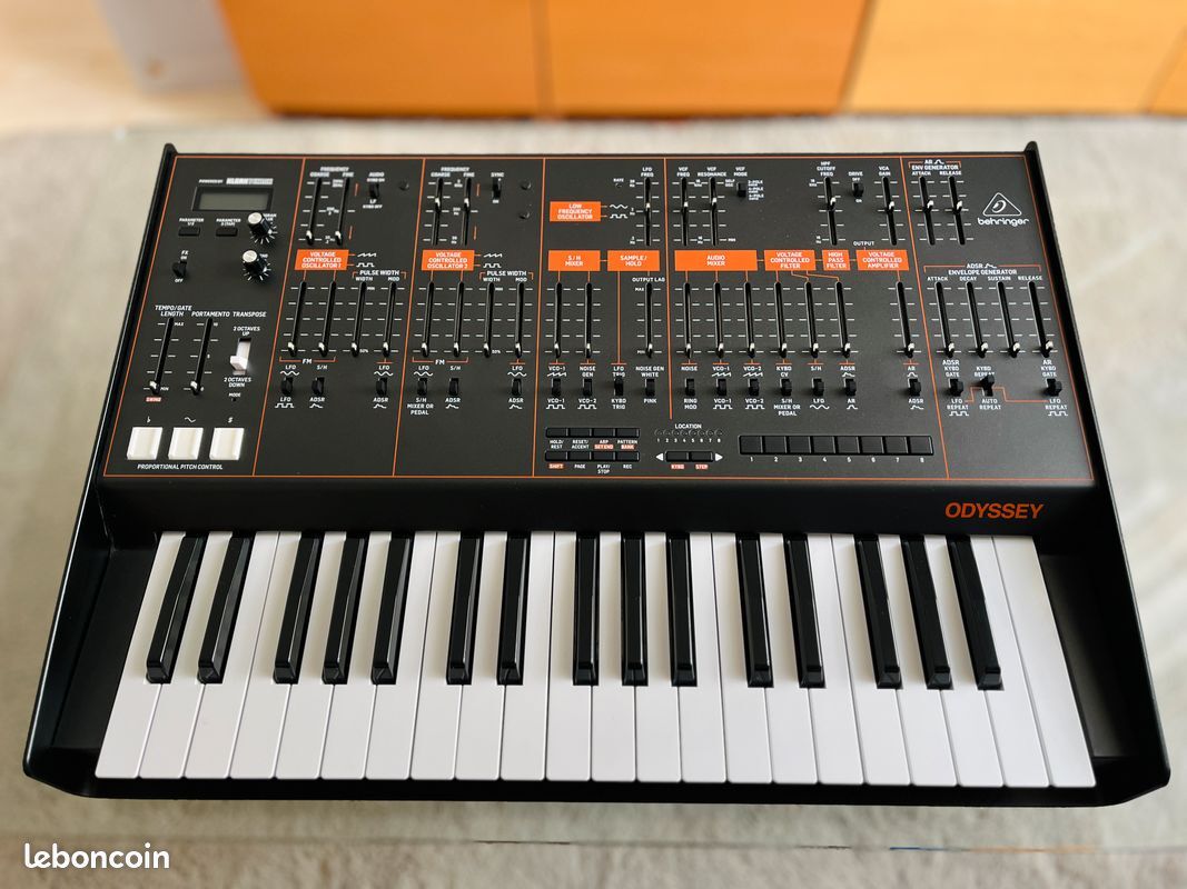 Behringer Arp Odyssey