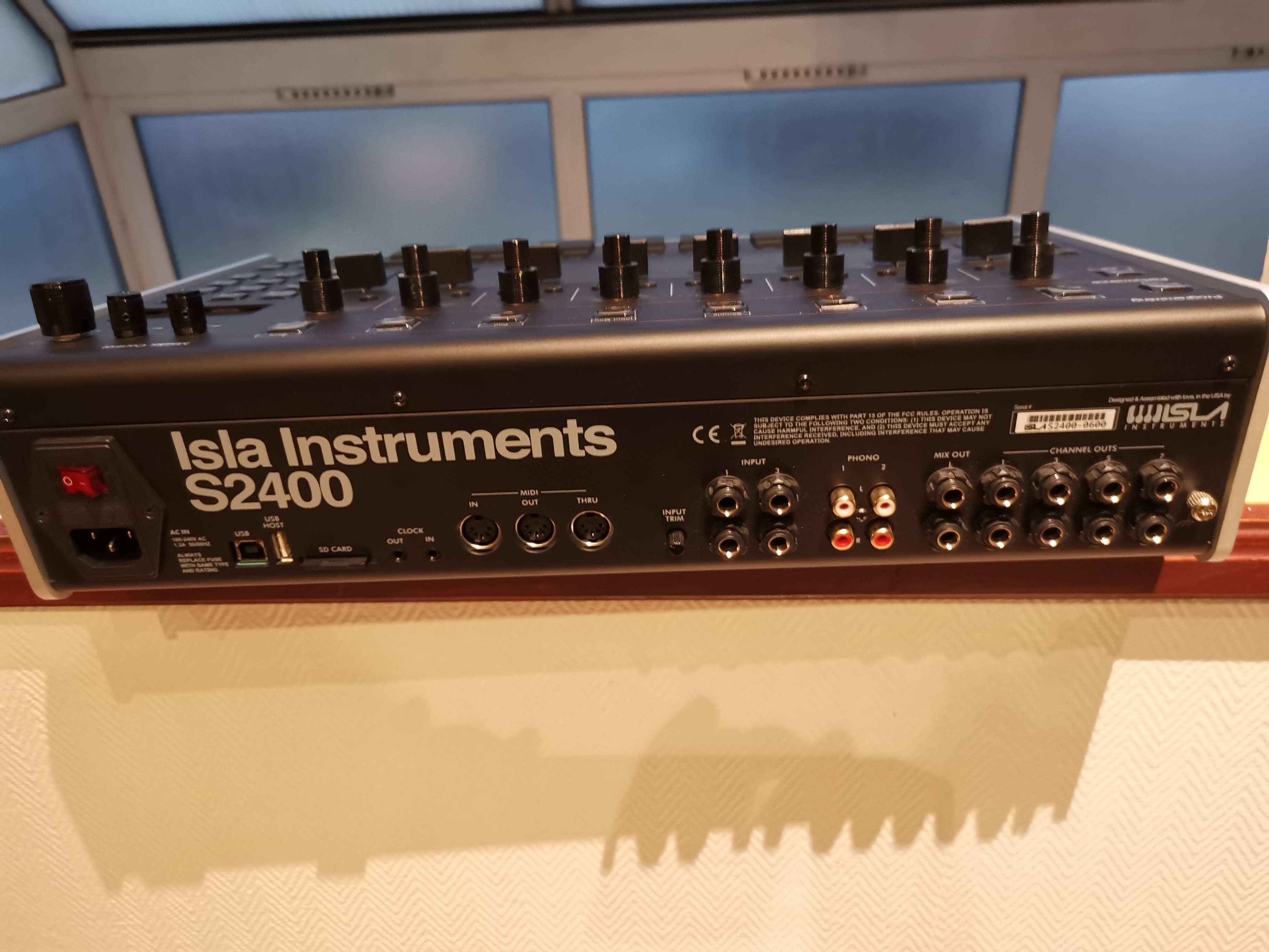 Isla Instruments S2400 (68266)