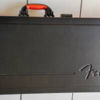 Étui Fender Luxe Etat Neuf Stratocaster / Télécaster