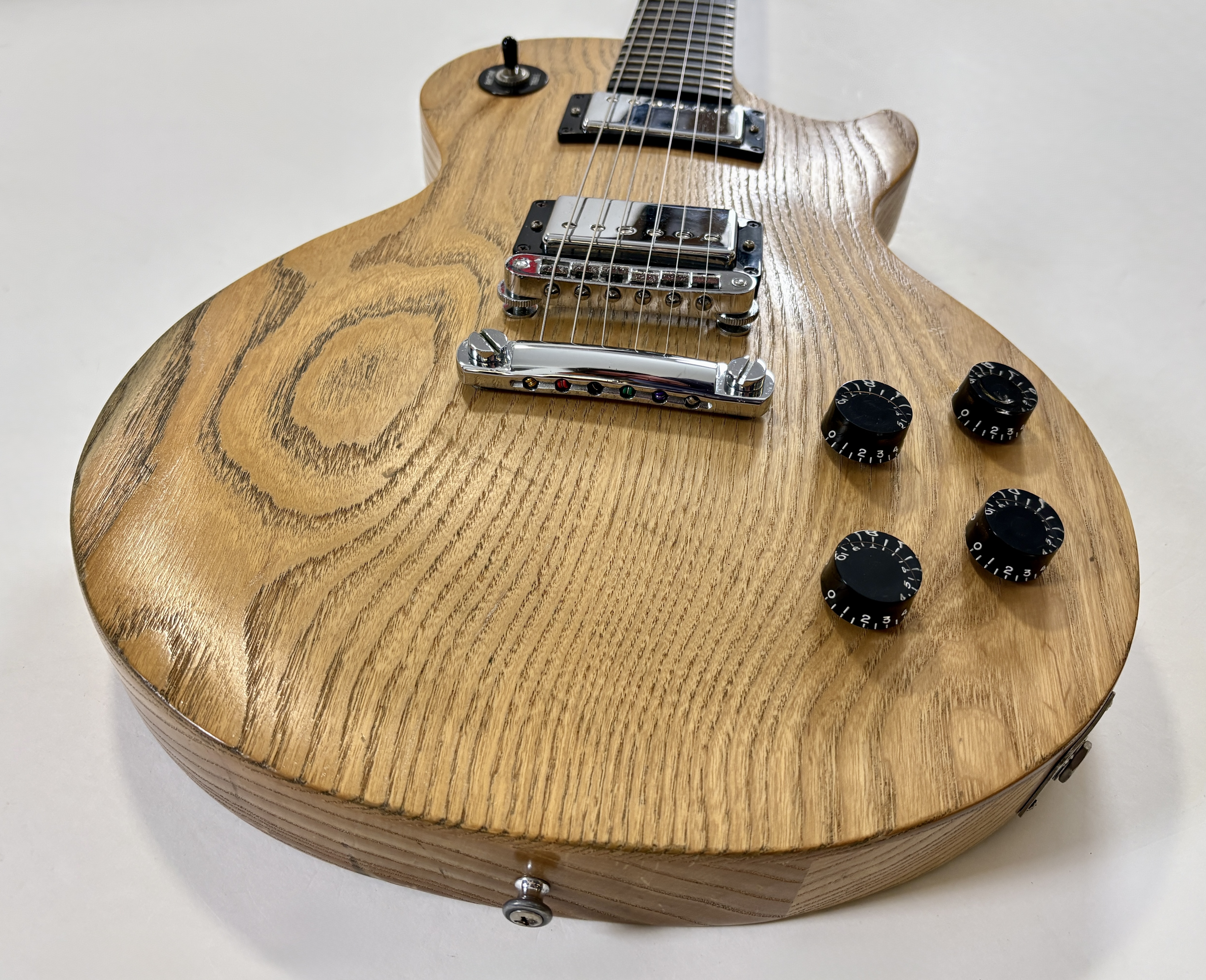Gibson Les Paul Studio Swamp Ash (34885)