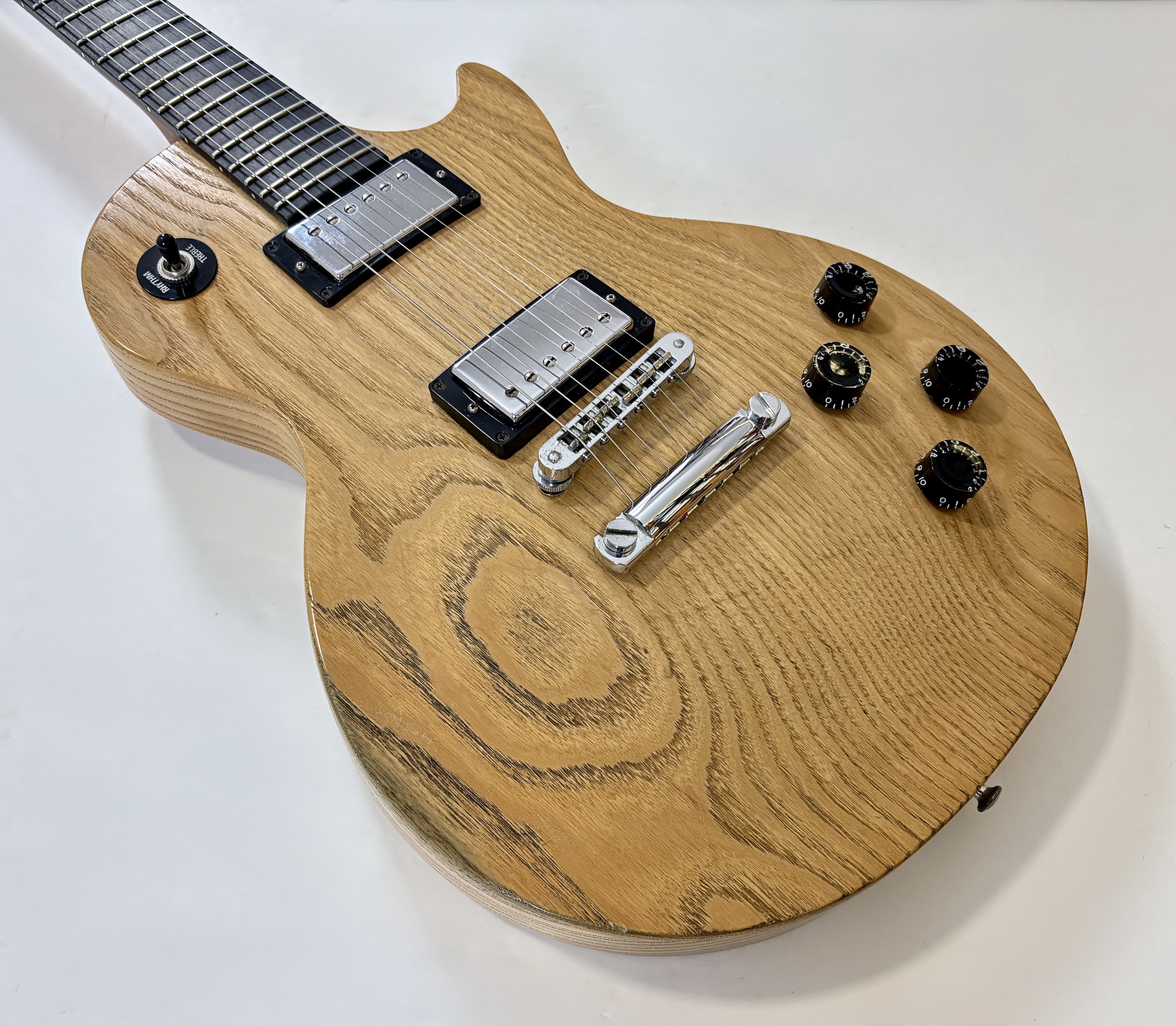 Gibson Les Paul Studio Swamp Ash (82295)