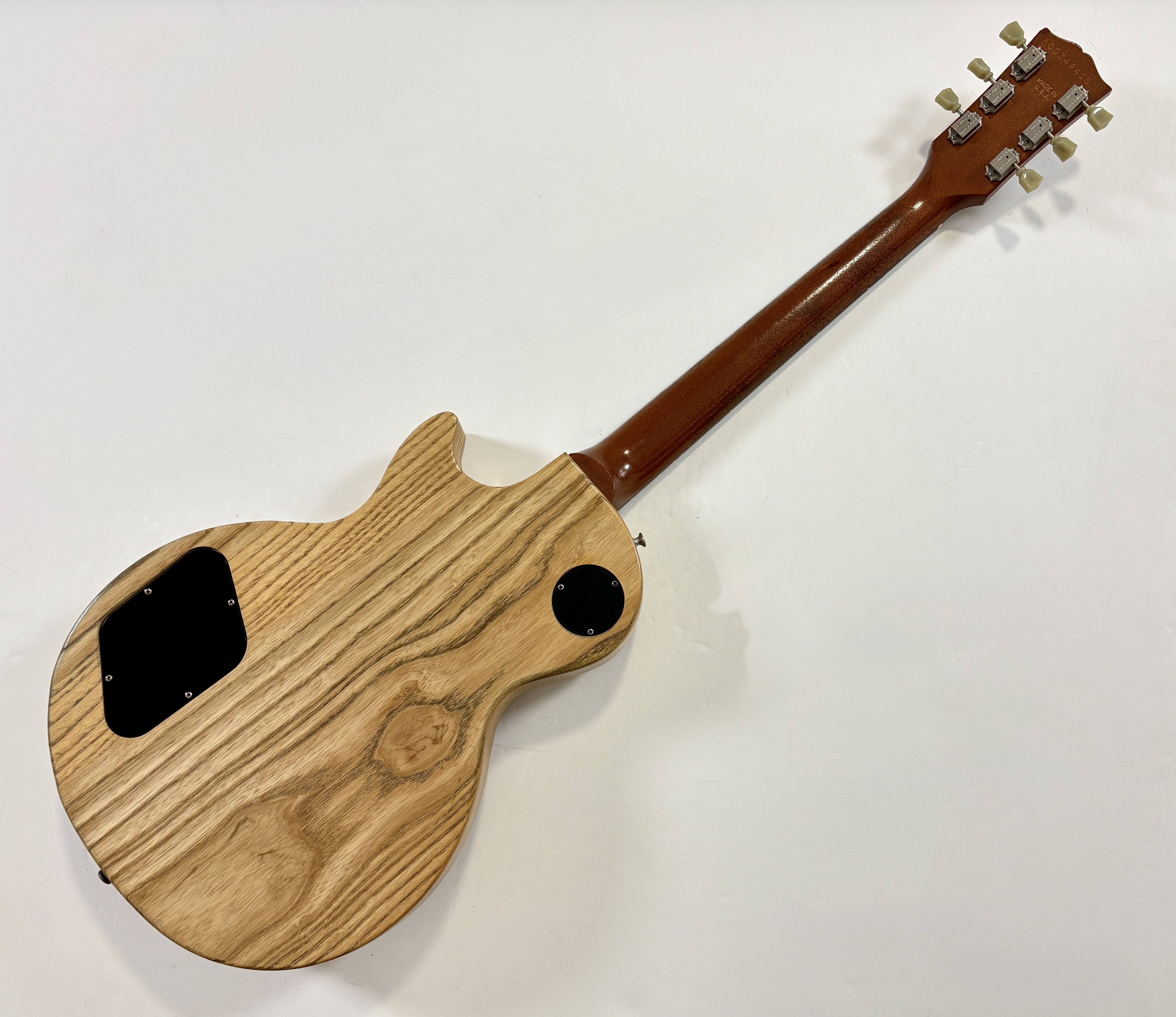 Gibson Les Paul Studio Swamp Ash (45000)