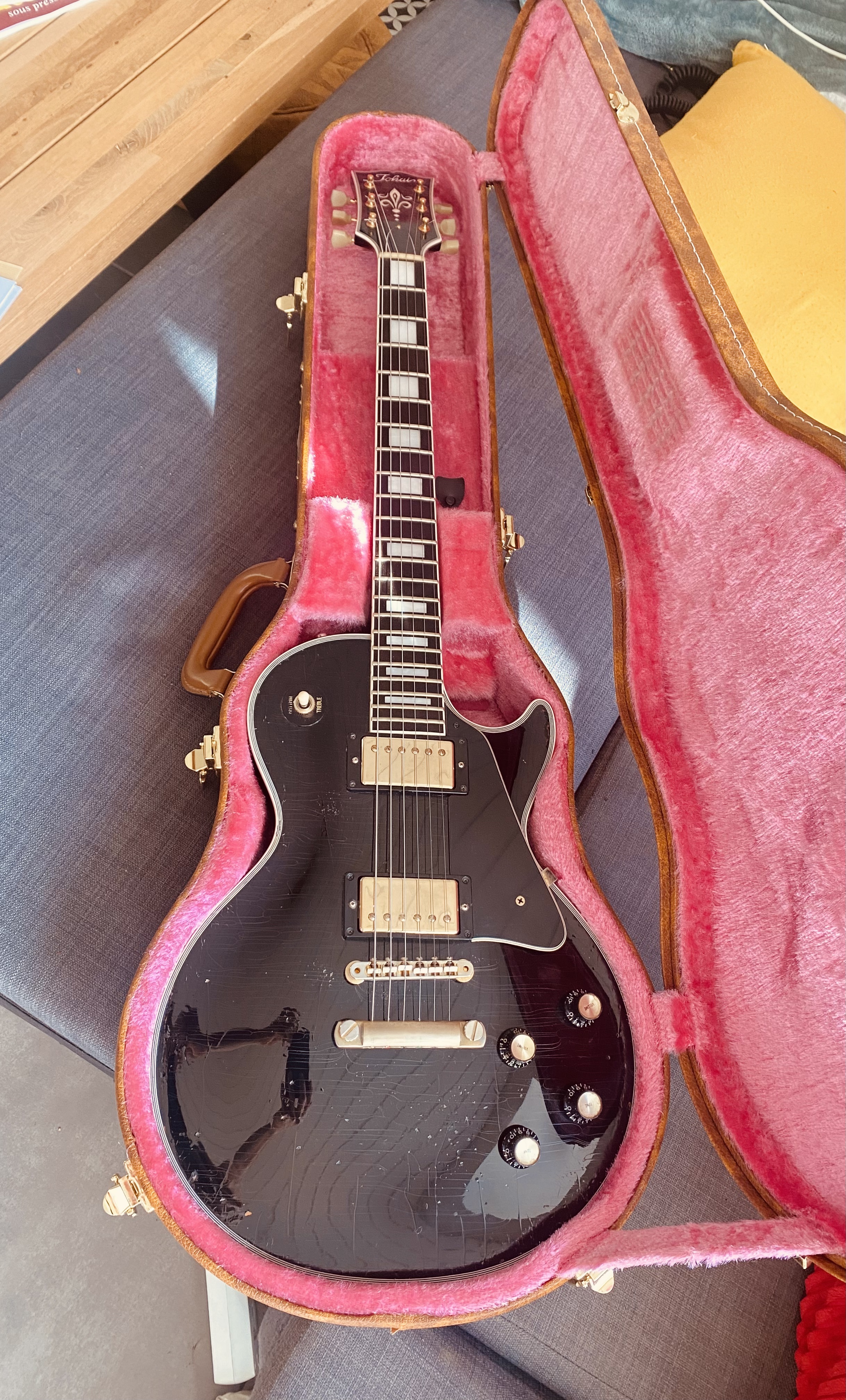 ES PAUL TOKAI LC 136E Black Beauty relic