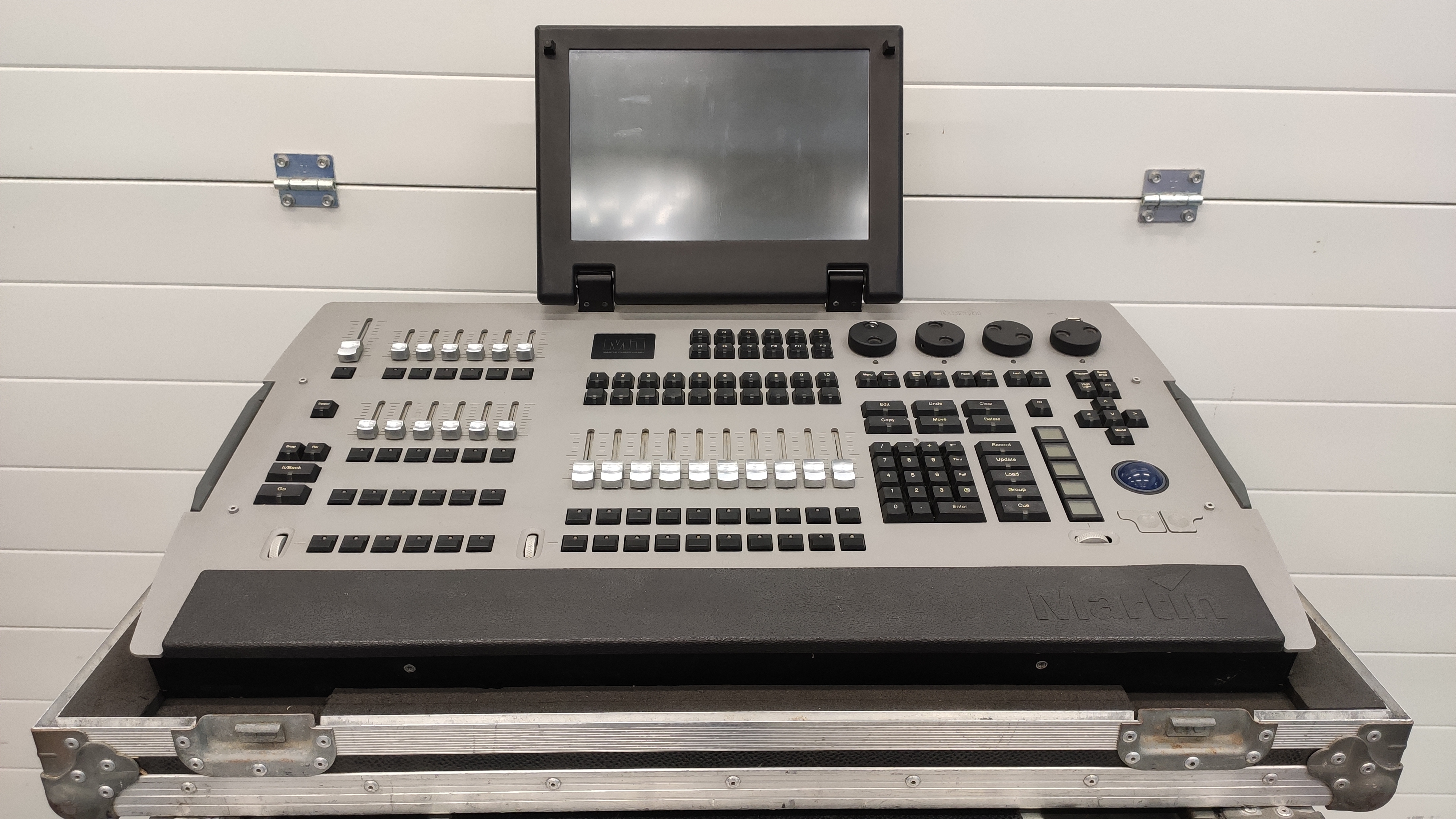 Vend Console MARTIN M1 en Flight case