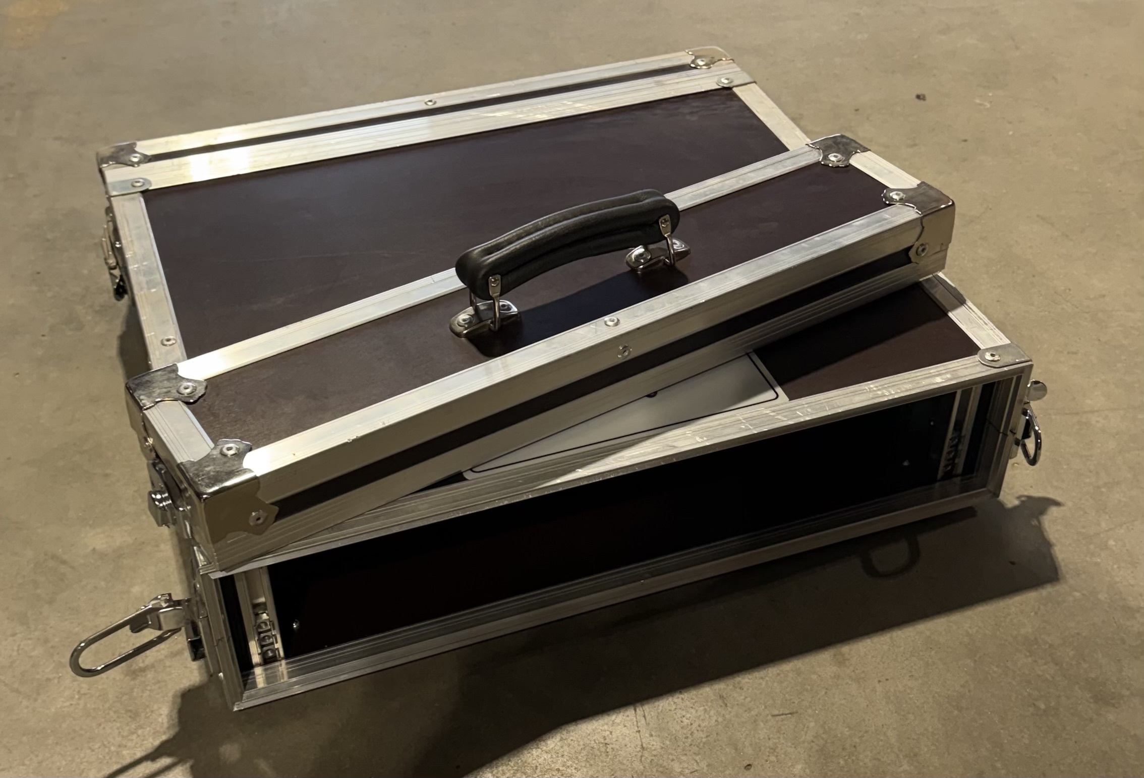 Flight case rack 2U