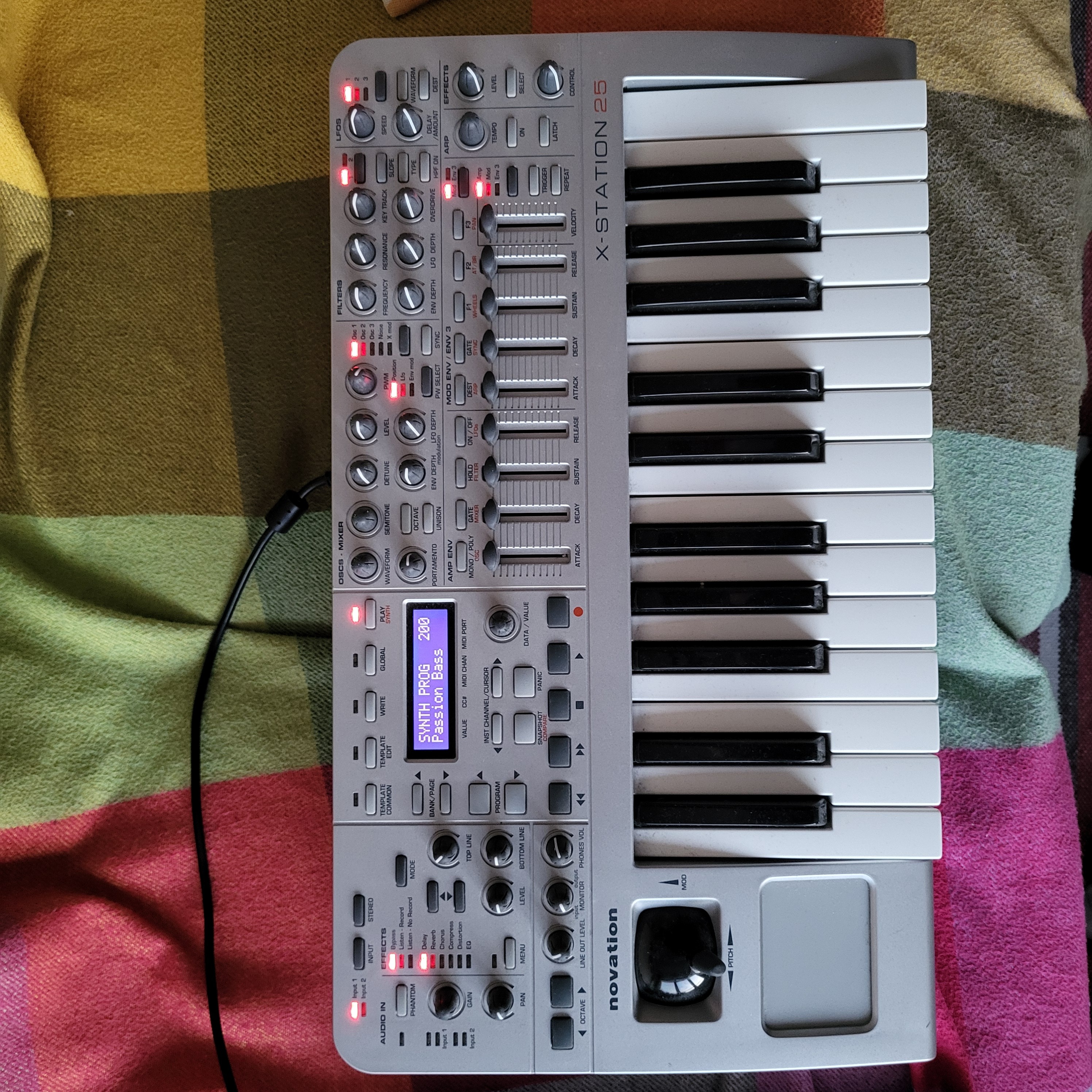 Vends novation x station 25