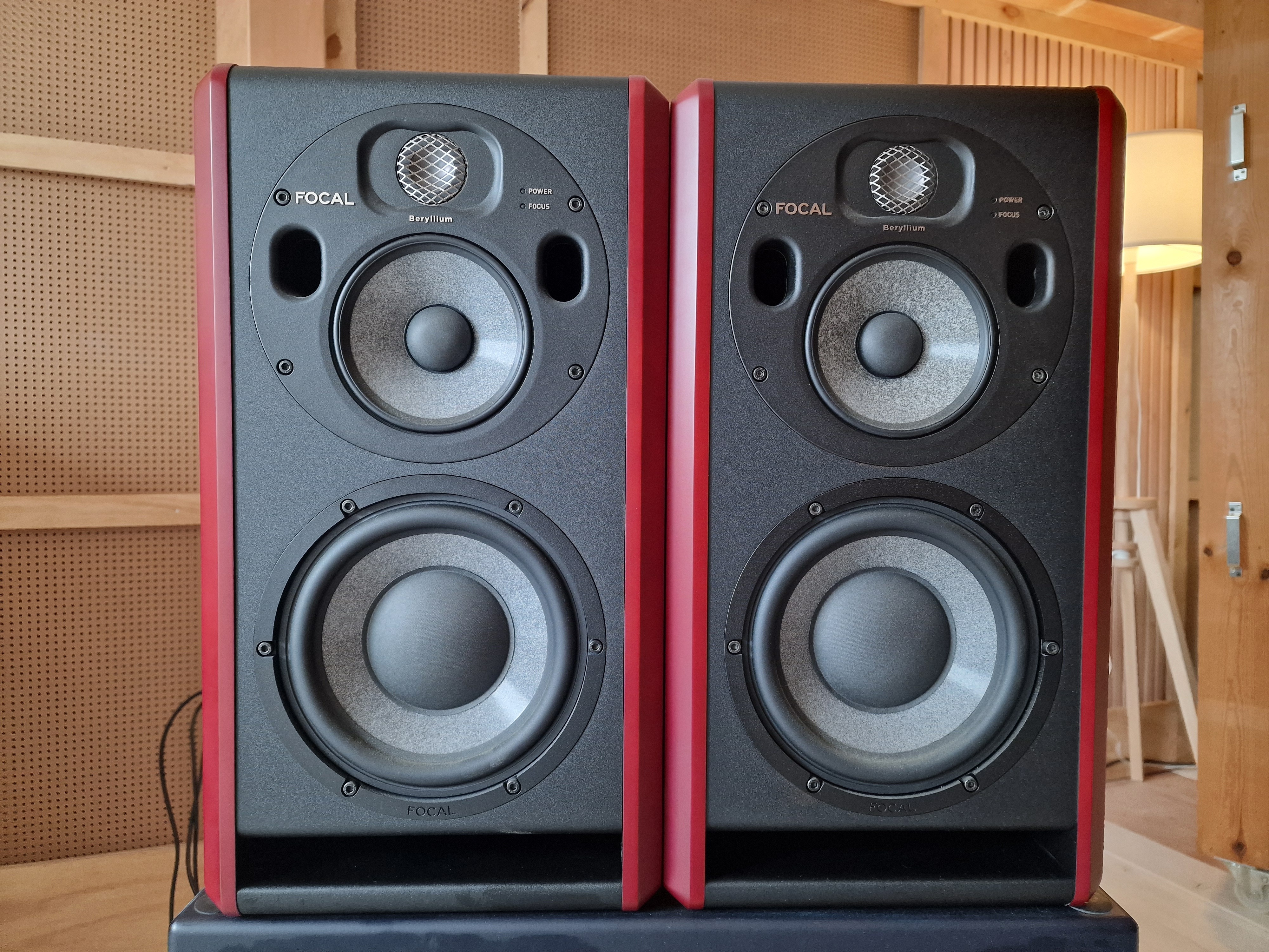 Focal Trio 6 Red - Parfait état - 1ère main - Facture - 7 unités