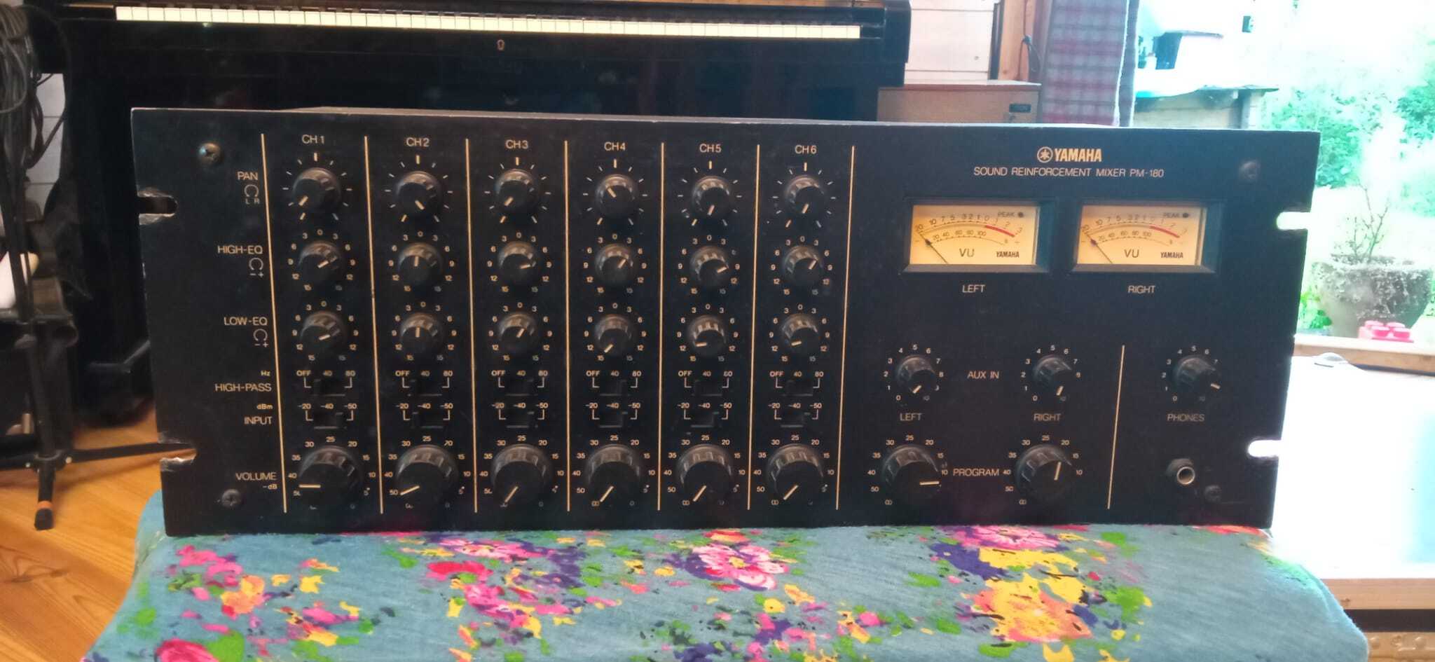 Yamaha PM-180