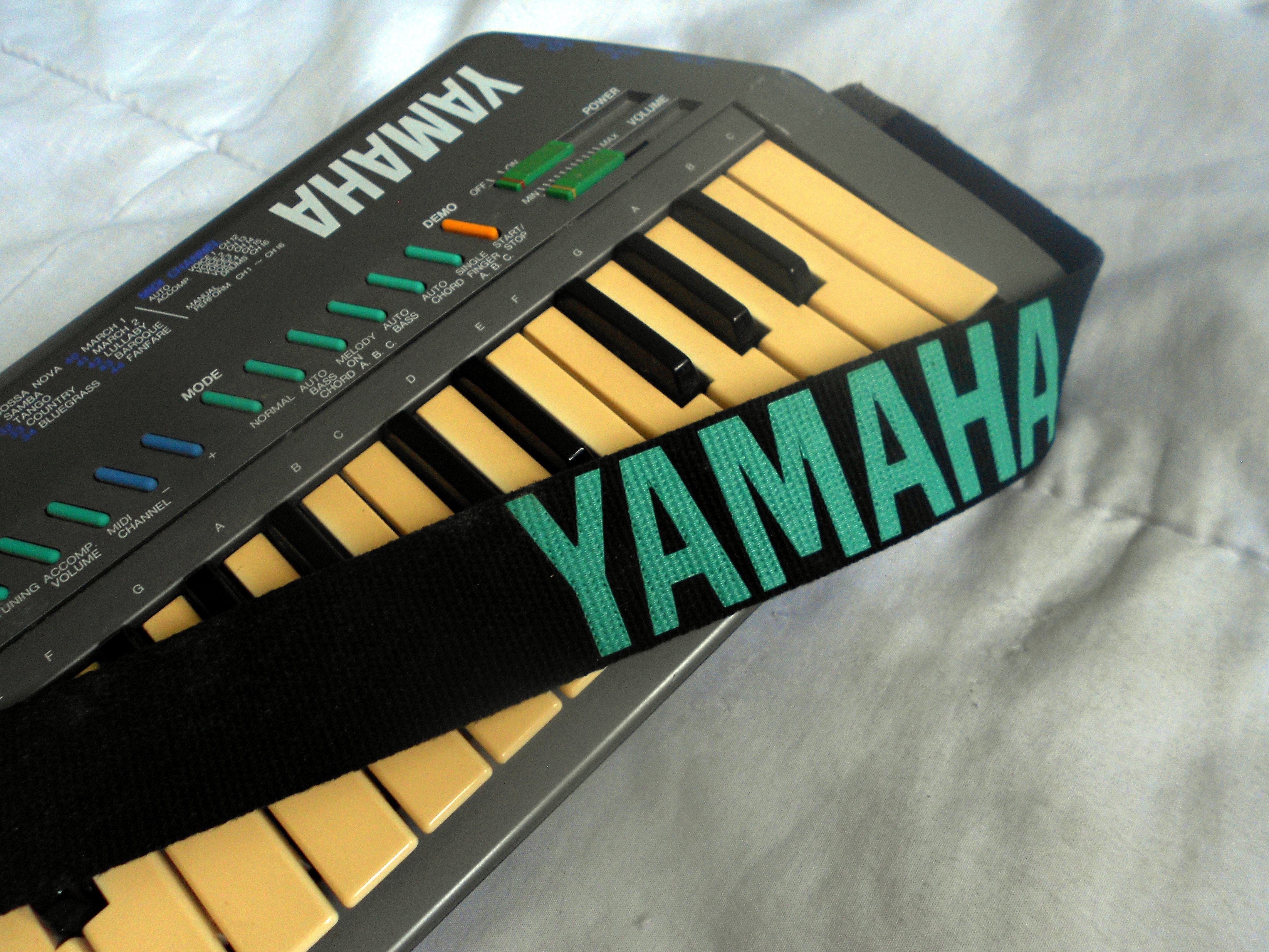 Yamaha SHS-10S (30405)