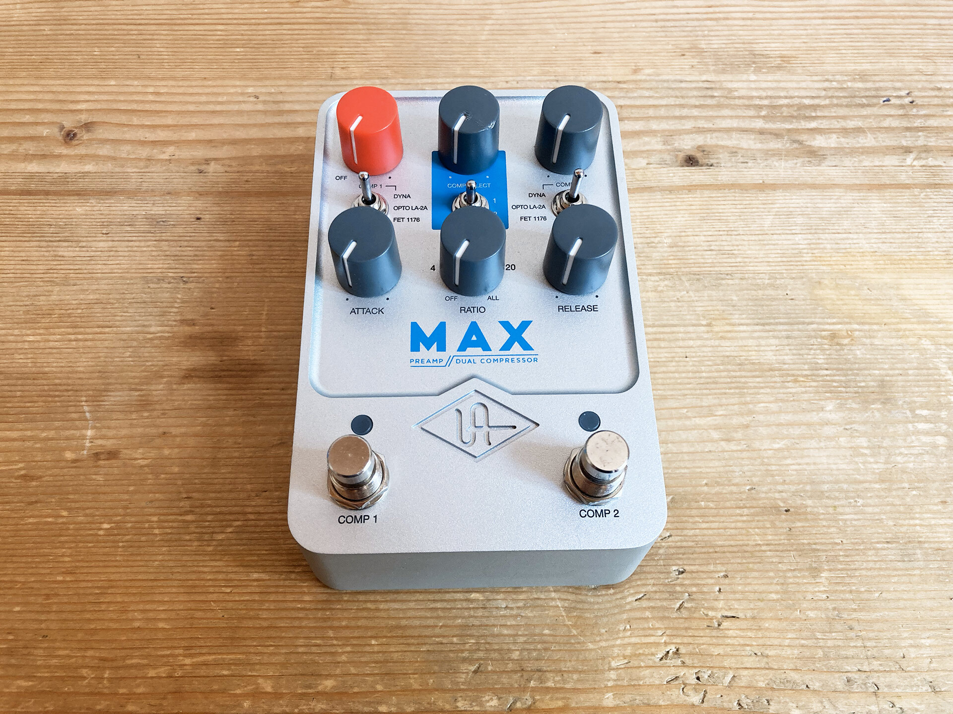 UAFX MAX 9786