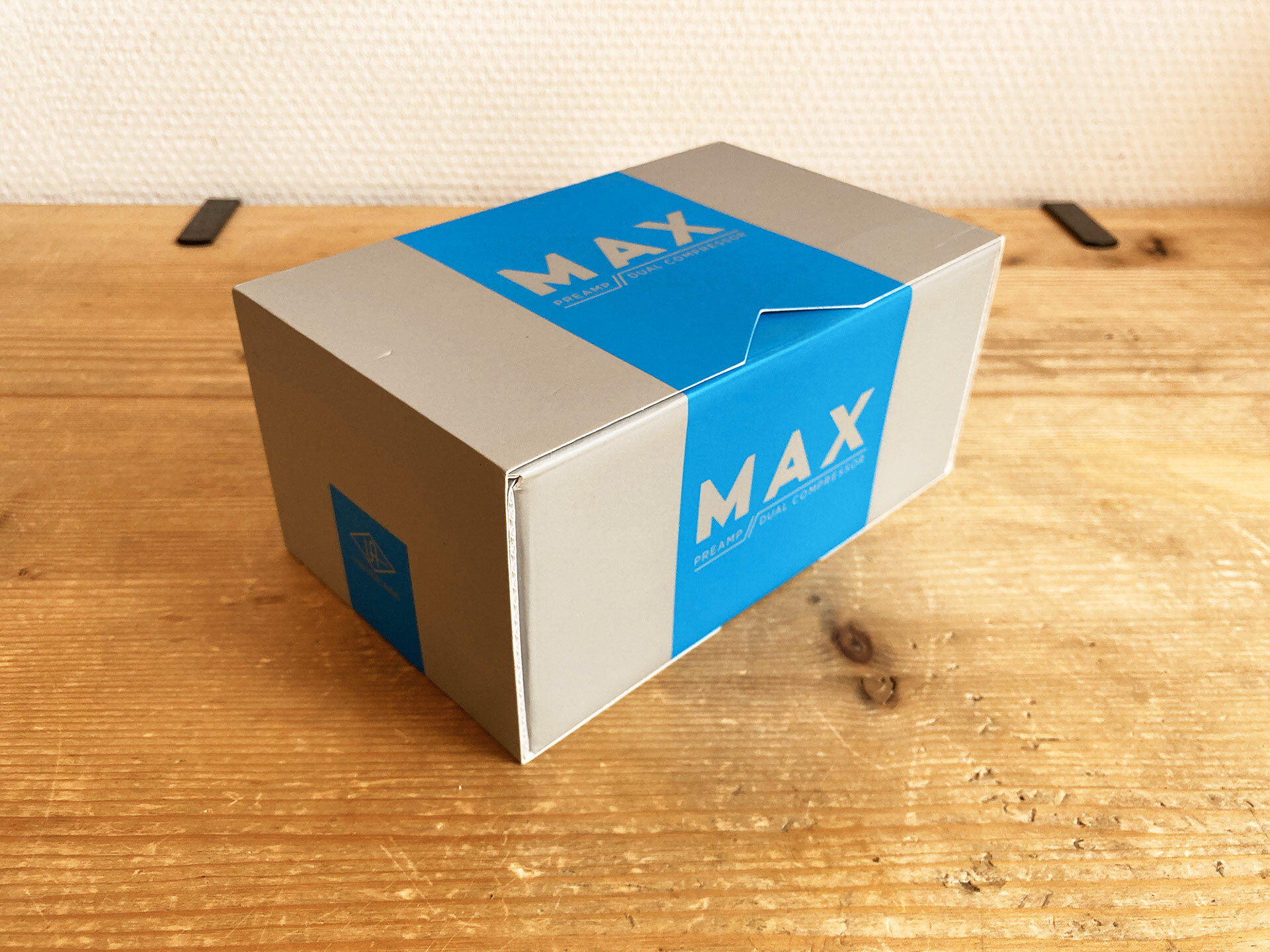 UAFX MAX 9801