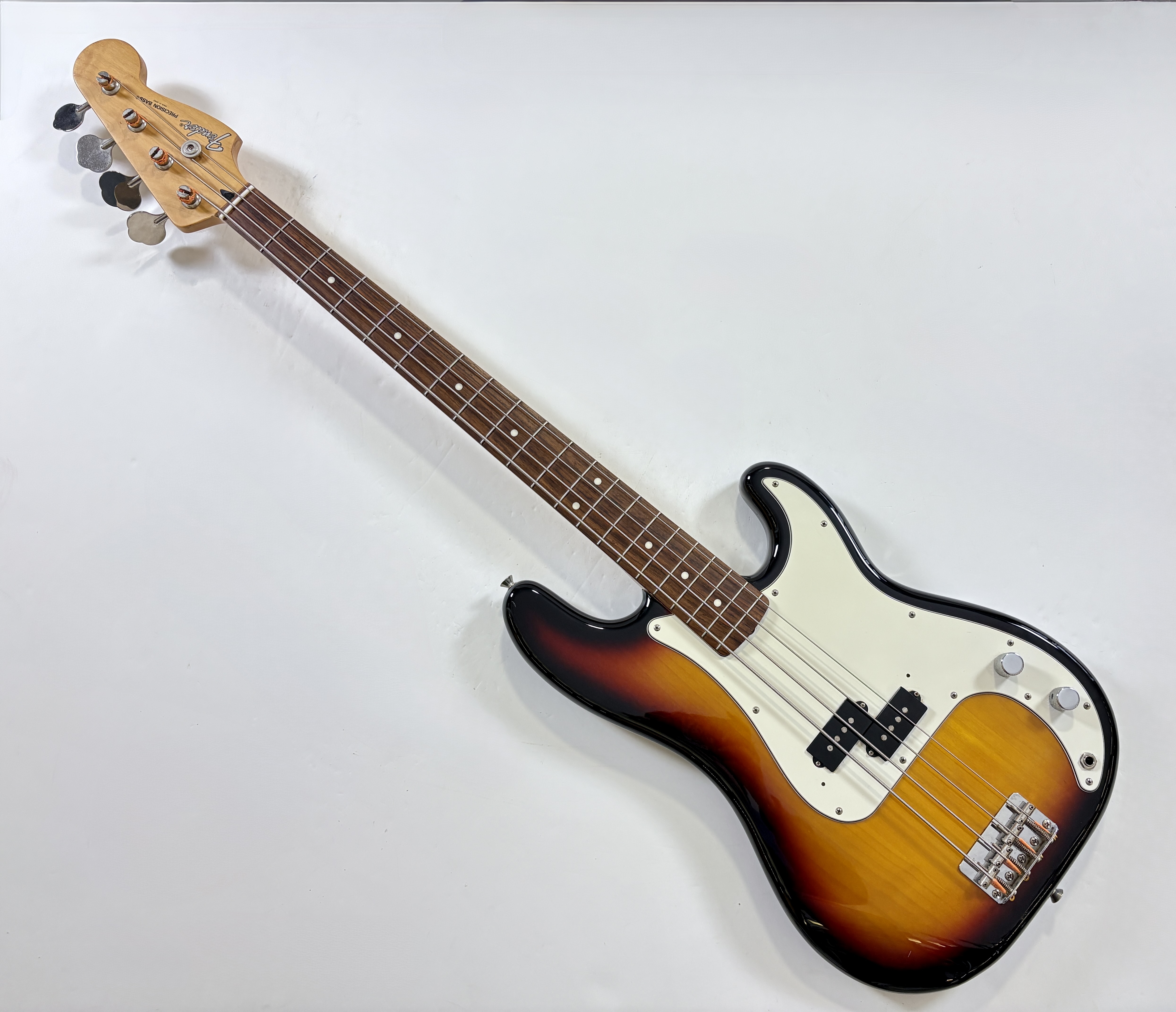 Fender PB-62 (31584)