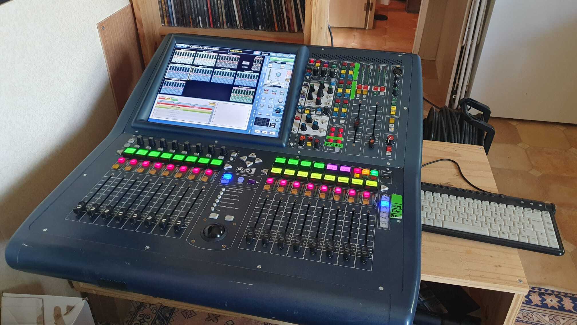 Midas PRO1 + DL153 (2pieces) + DN9630 + FllightCase + 2 RJ45 Cat5 70m