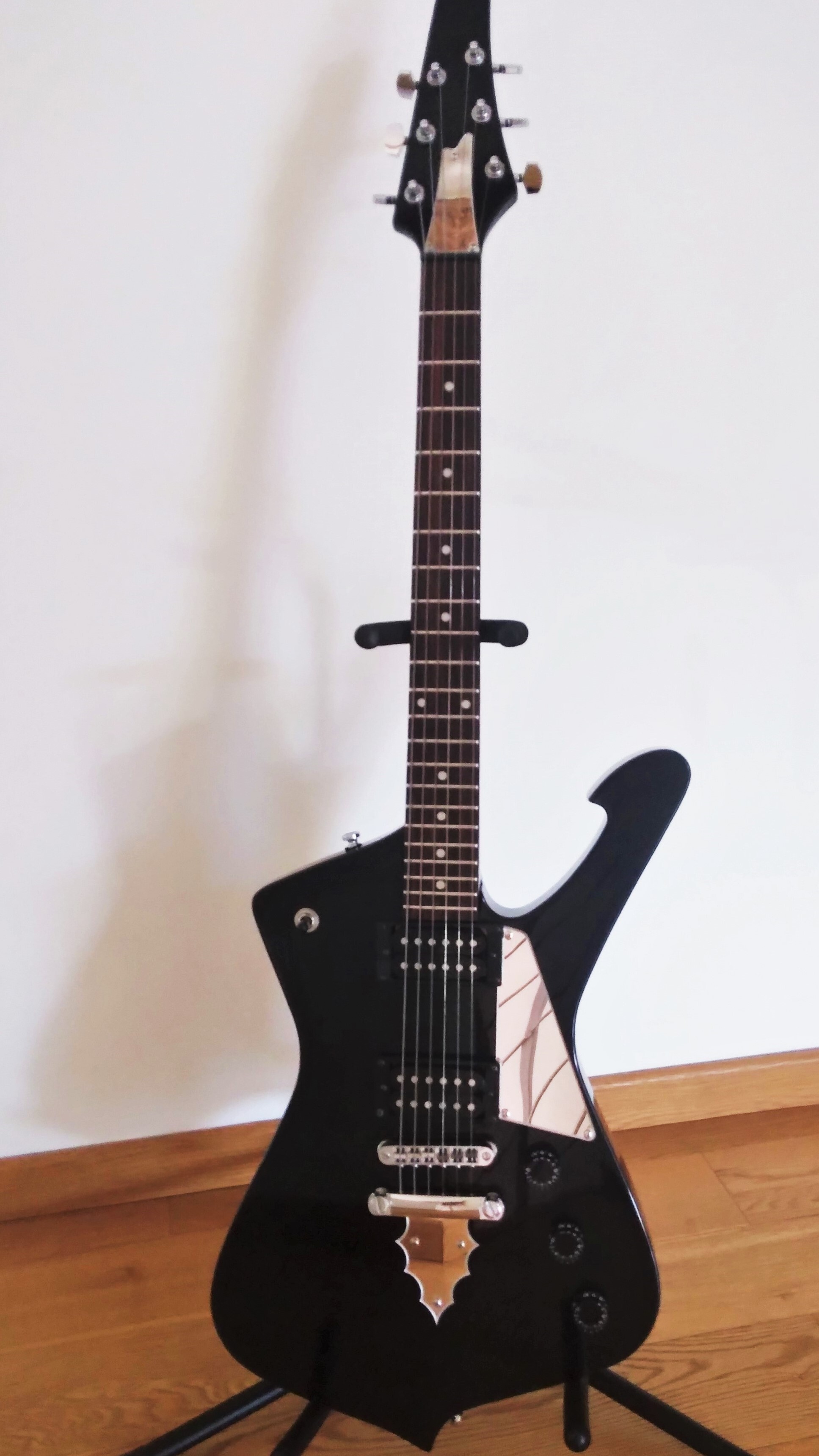 Vends IBANEZ ICEMAN PS 40