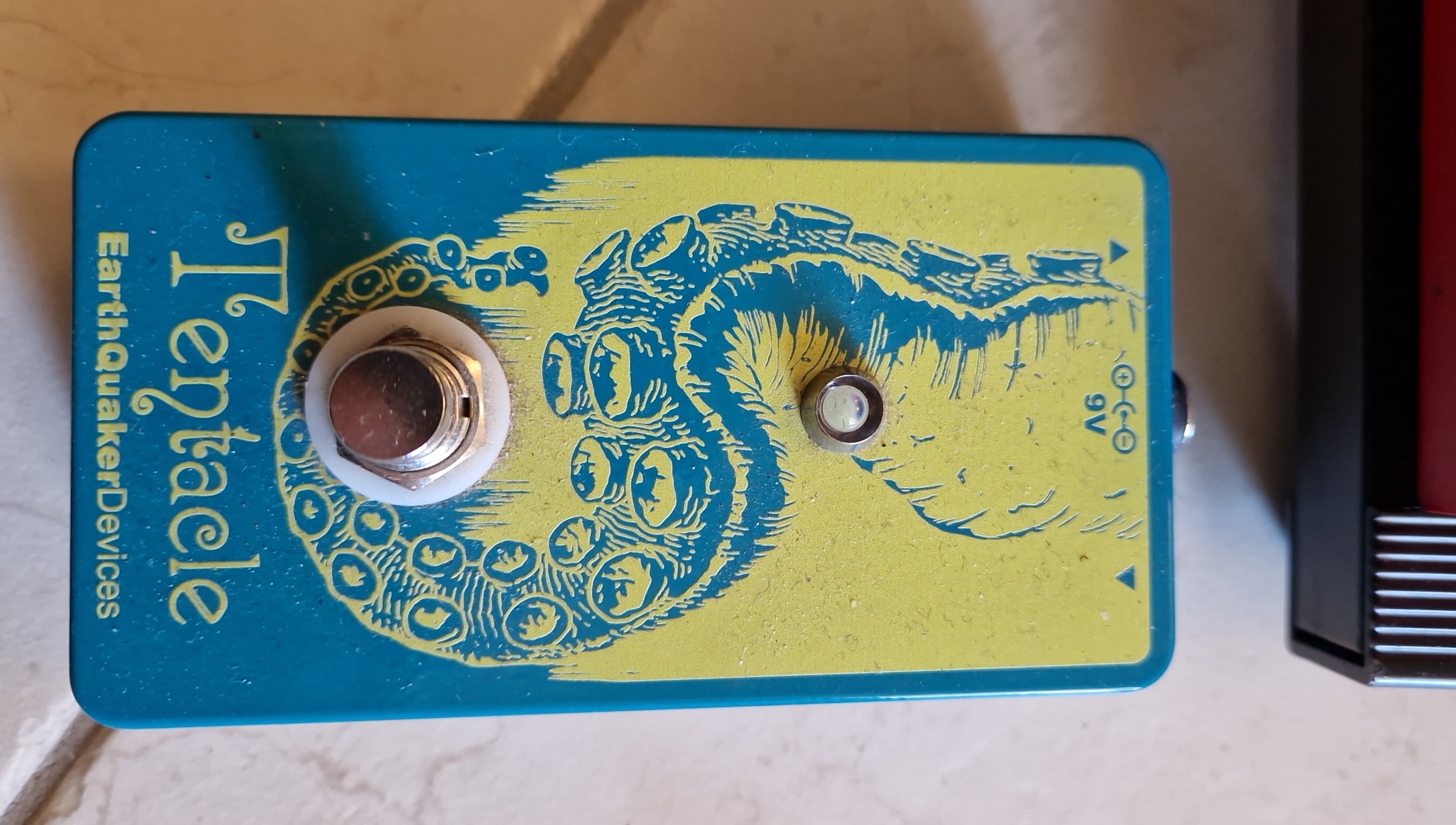 Tentacle Earthquaker