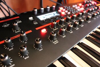 DSI Prophet 12 DSI Prophet 12