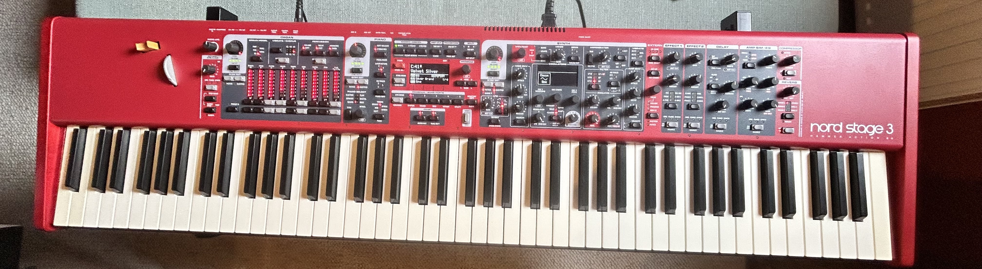 NORD STAGE 3 parfait état