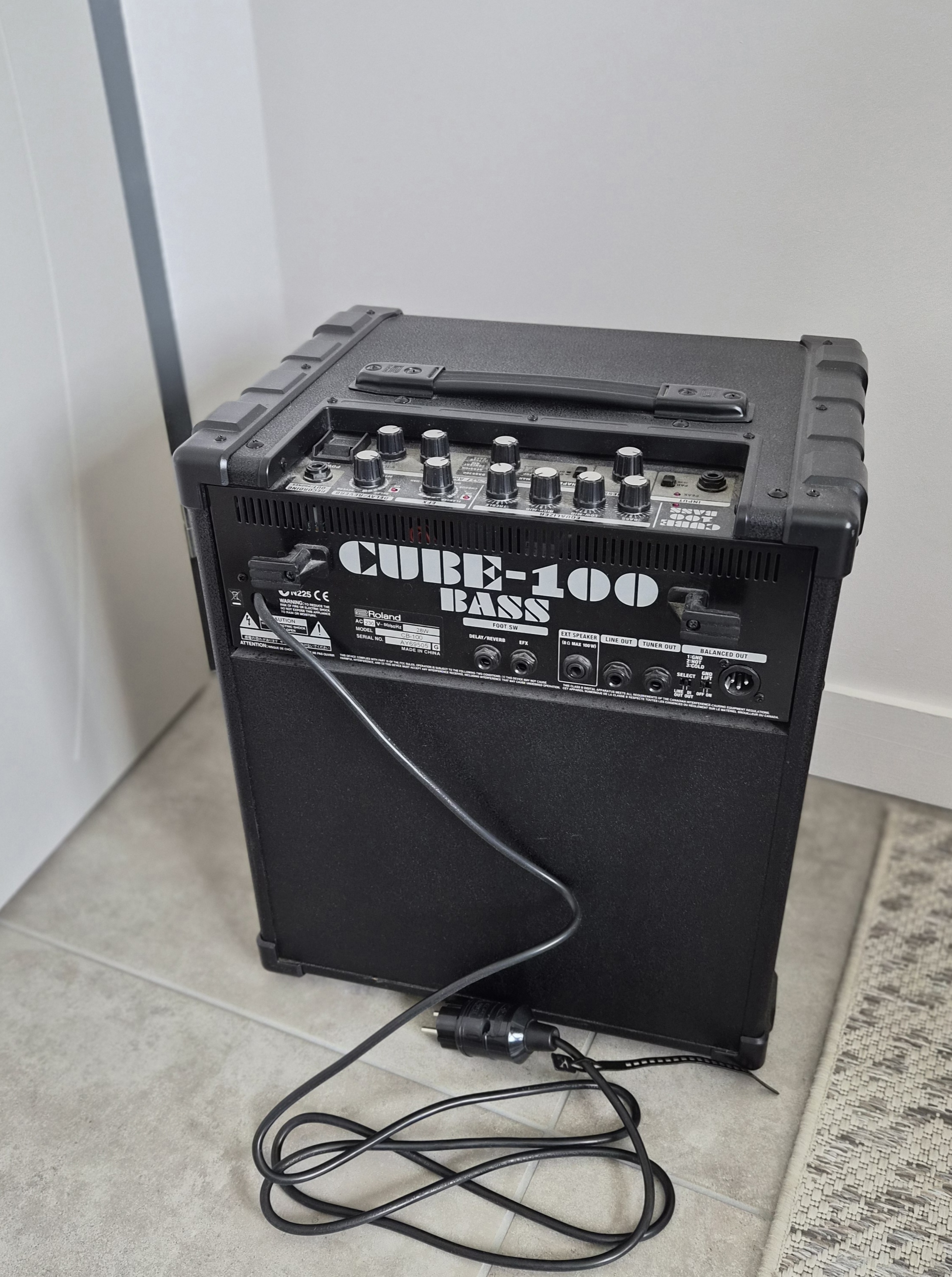 Vends Roland Cube Bass 100w