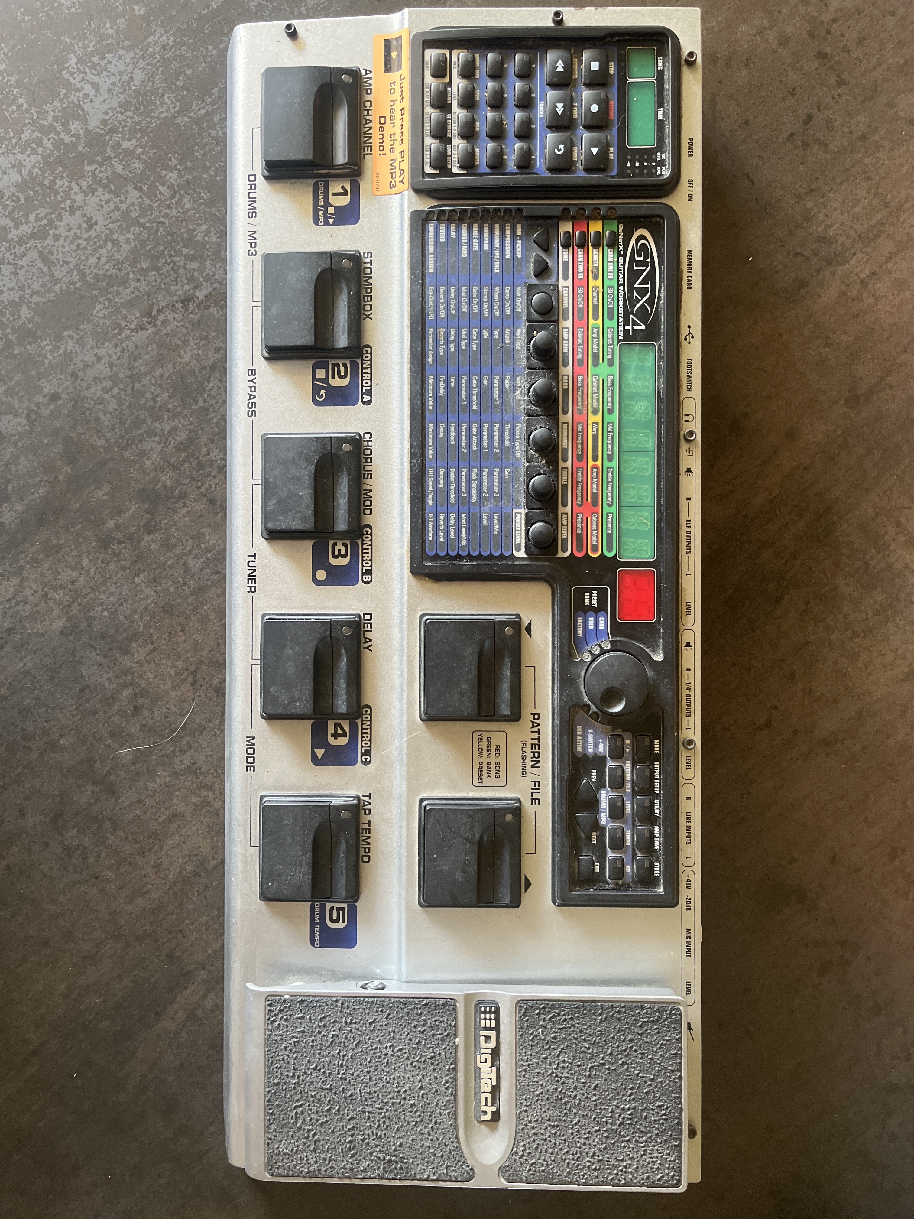 DigiTech GNX4 (33758)