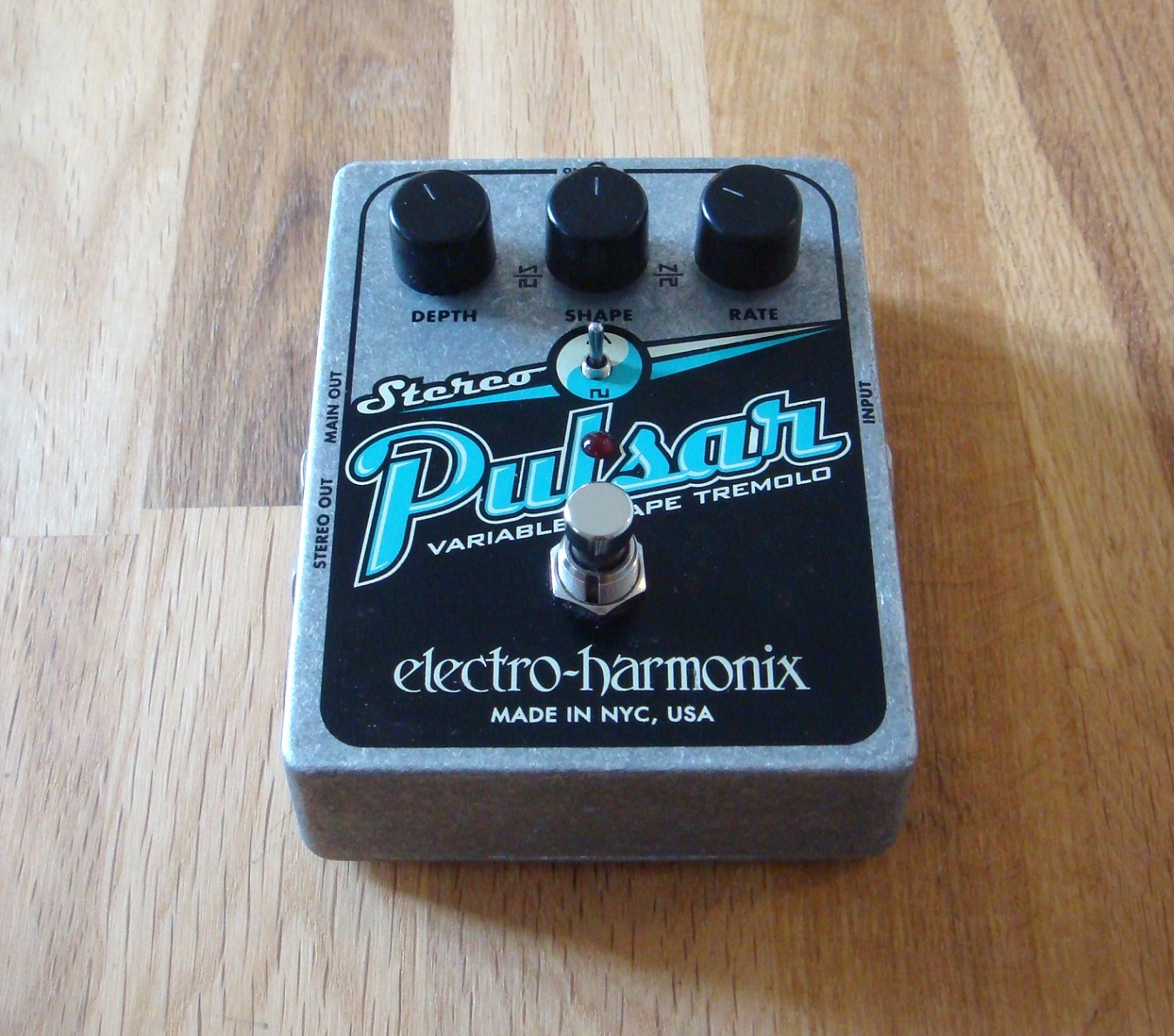 Electro Harmonix Stereo Pulsar – Collector !