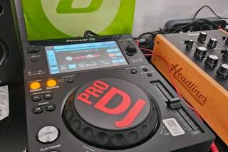 Pioneer XDJ-700