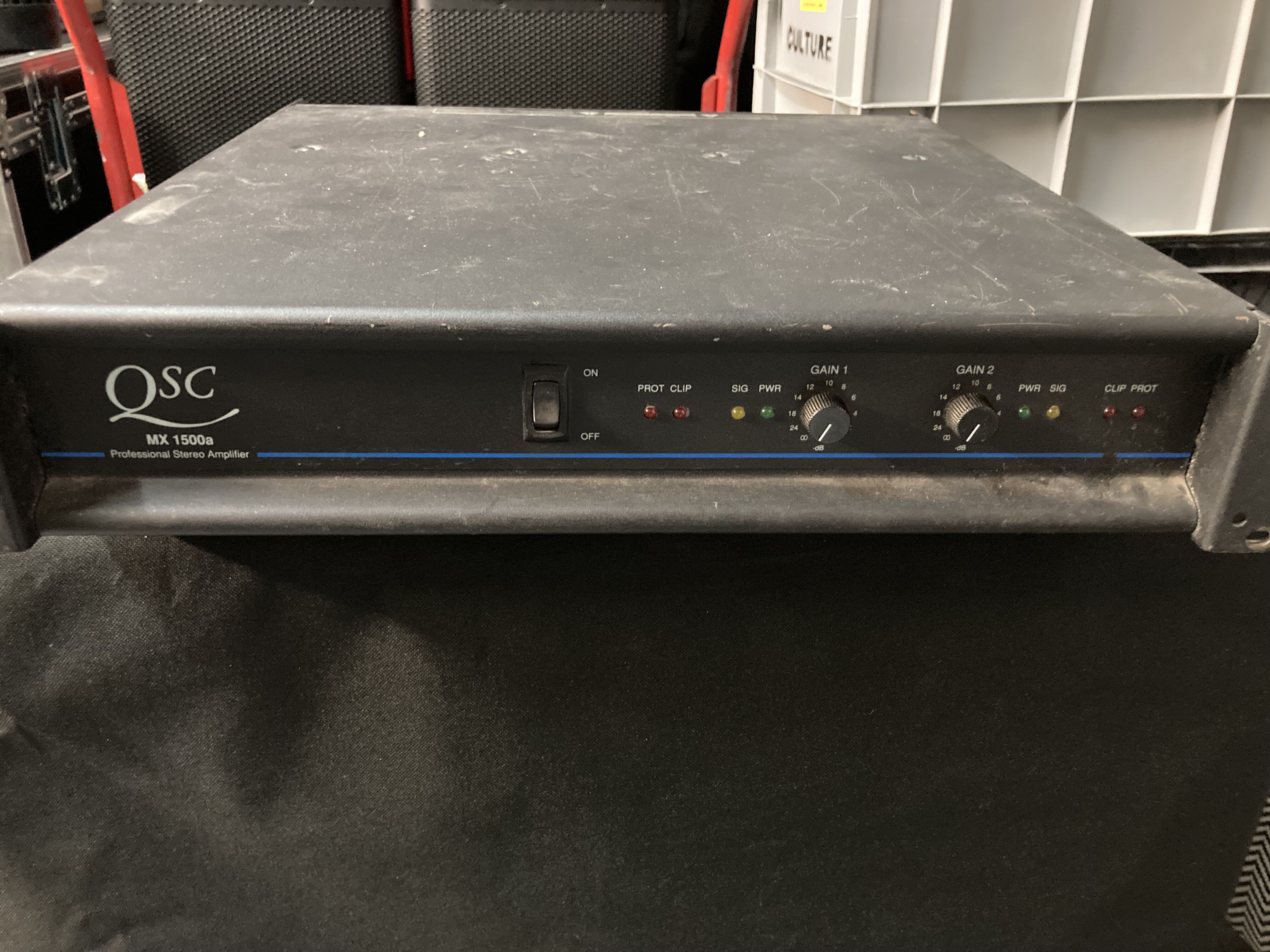 Ampli QSC MX 1500 A