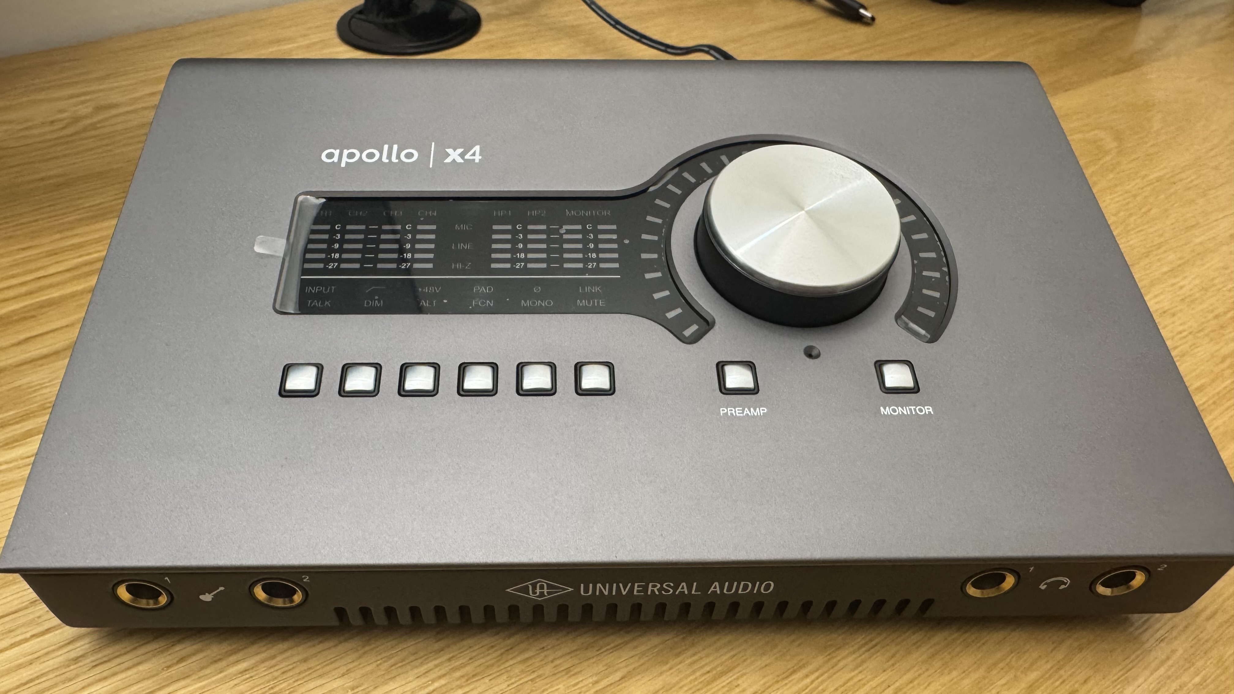 UA Apollo X4 Heritage Édition