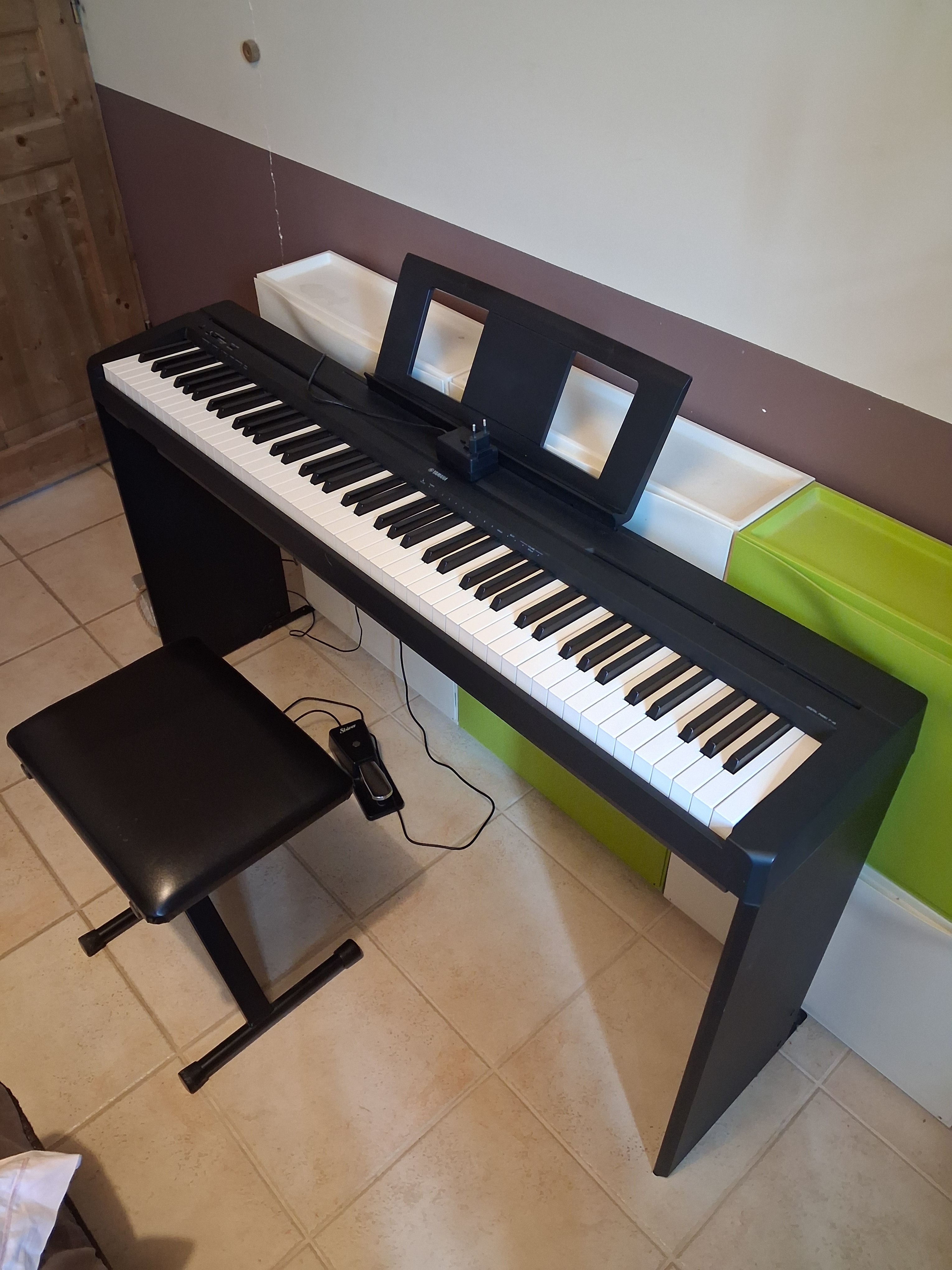Piano Yamaha P-45