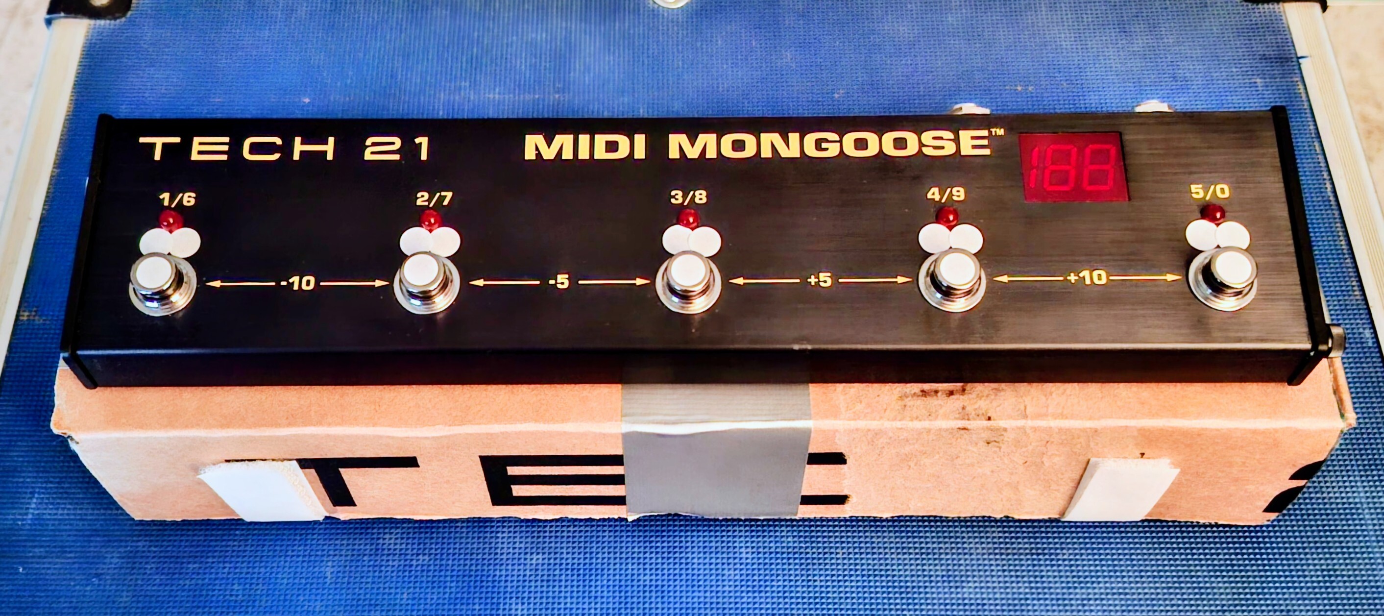TECH 21 MOONGOOSE 