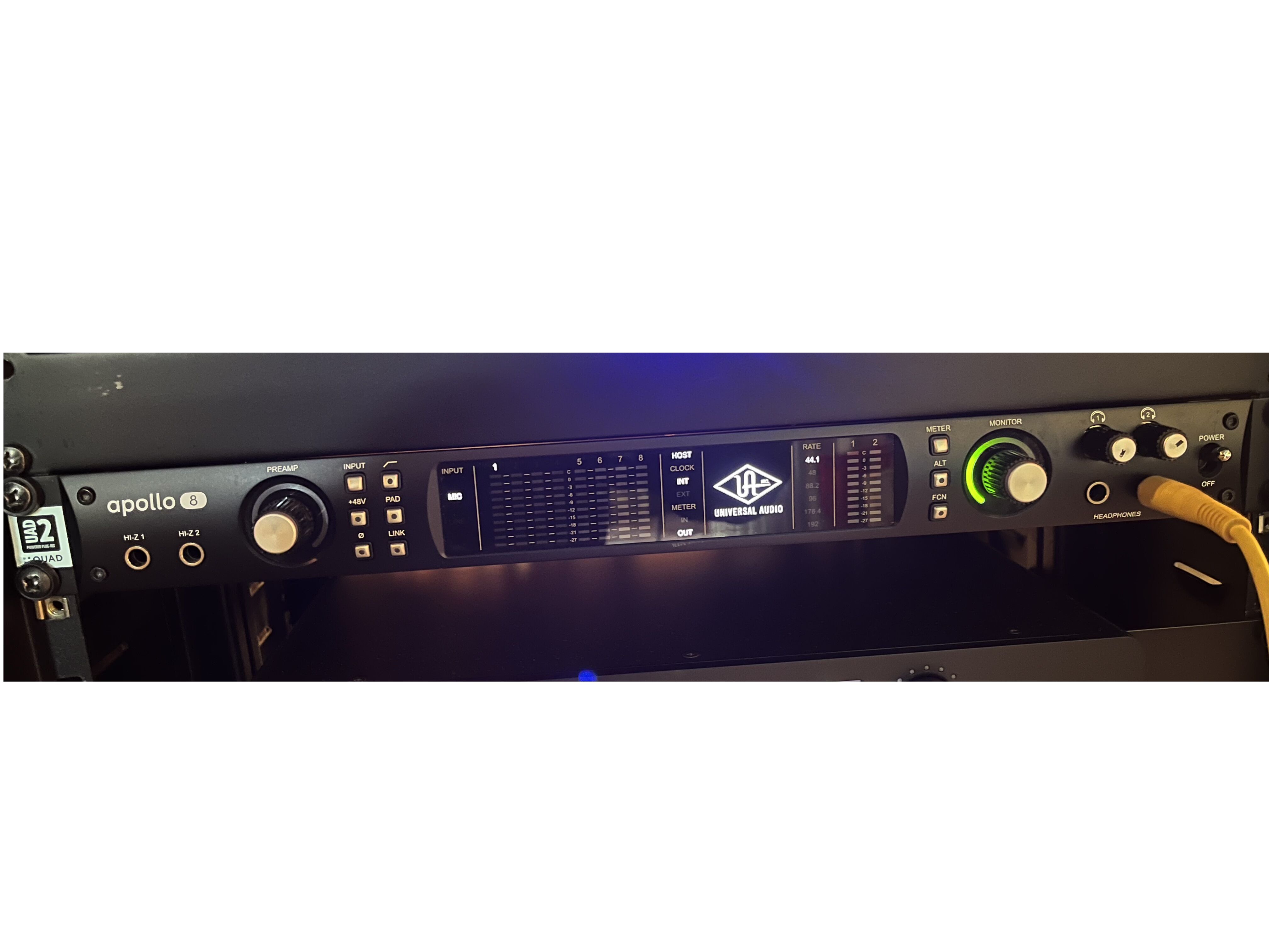VDS/ÉCHANGE APOLLO 8 QUAD UNIVERSAL AUDIO.