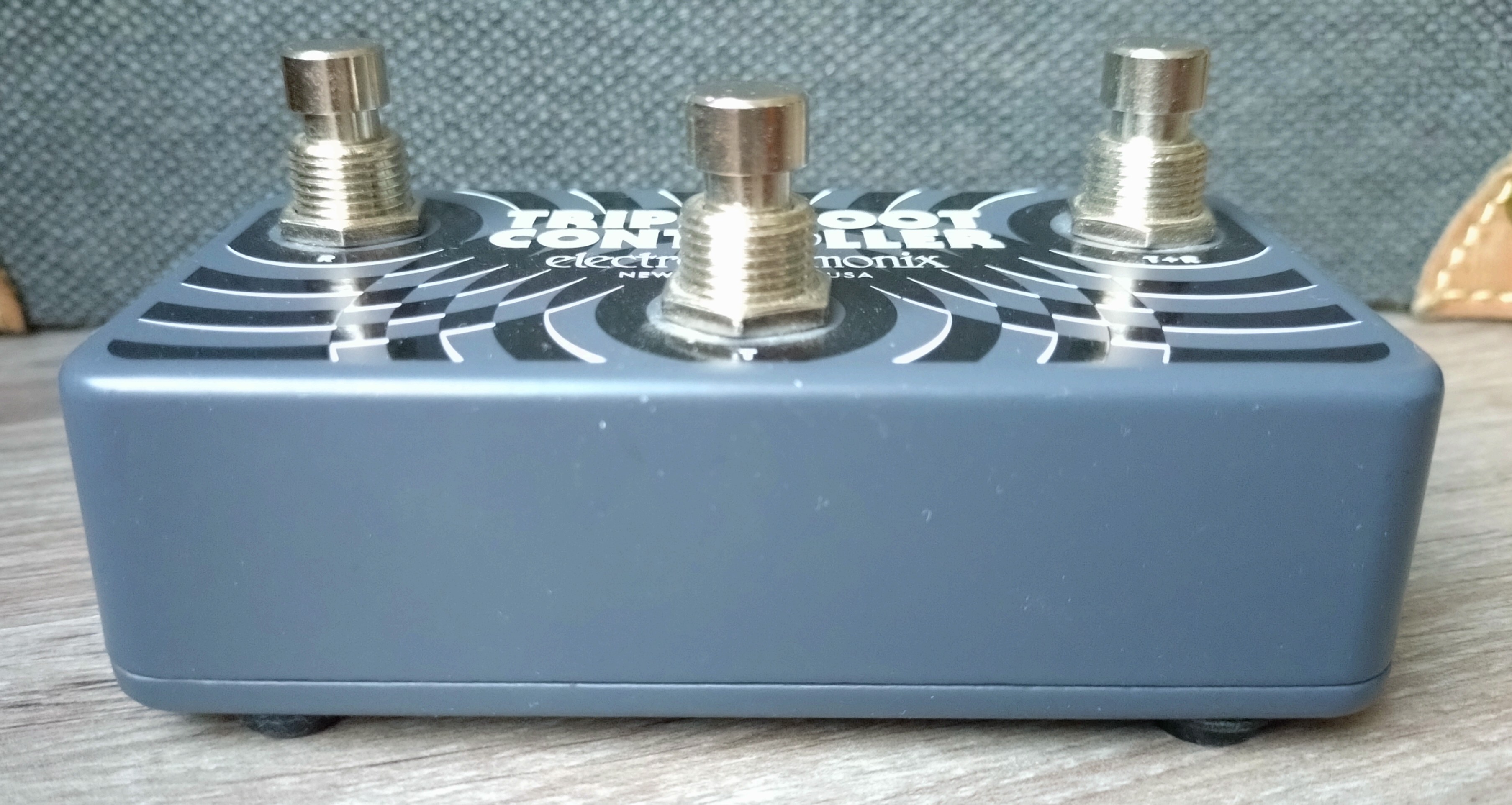 Electro-Harmonix Triple Foot Controller (48728)