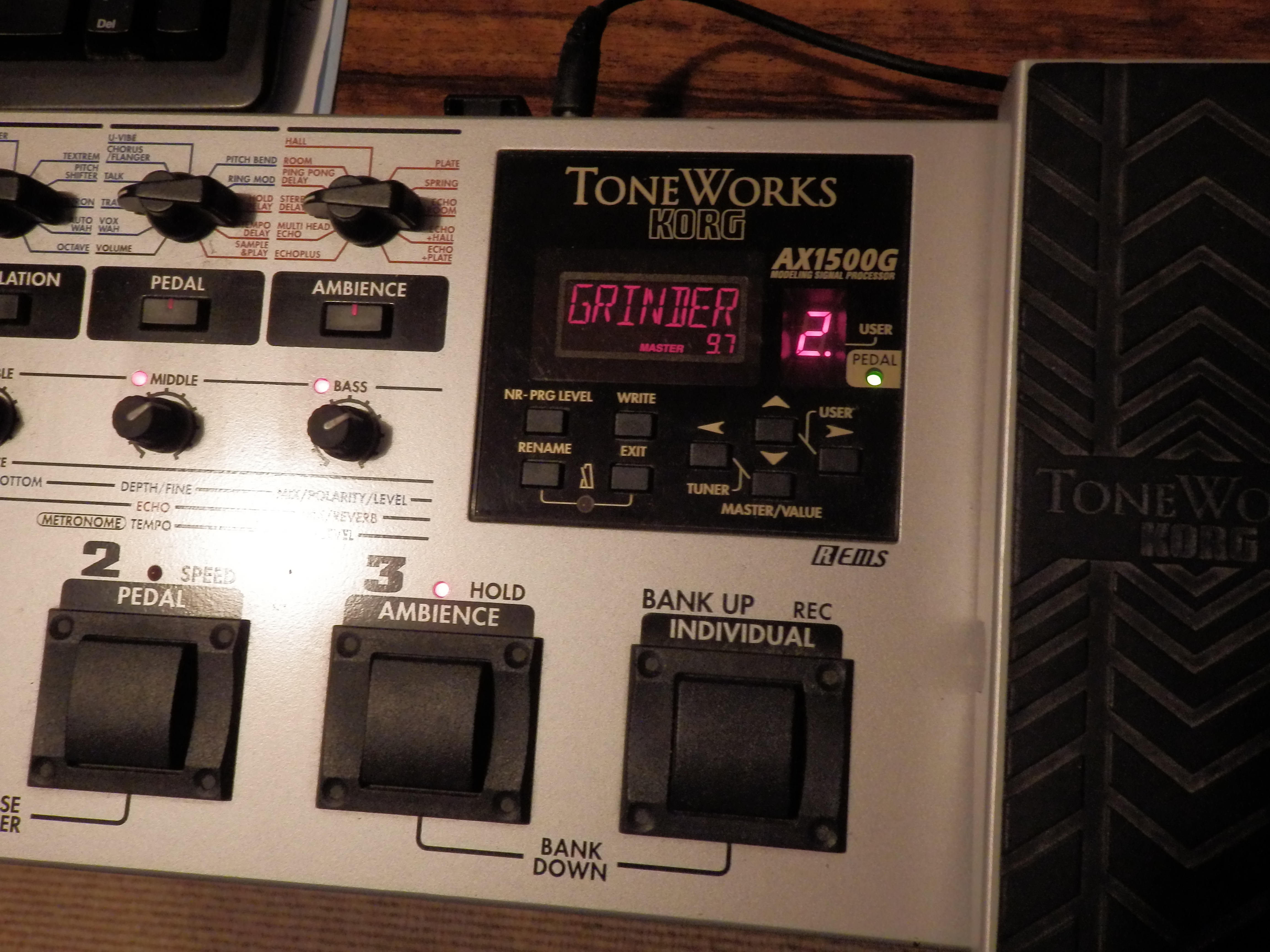 Korg AX 15 (3)