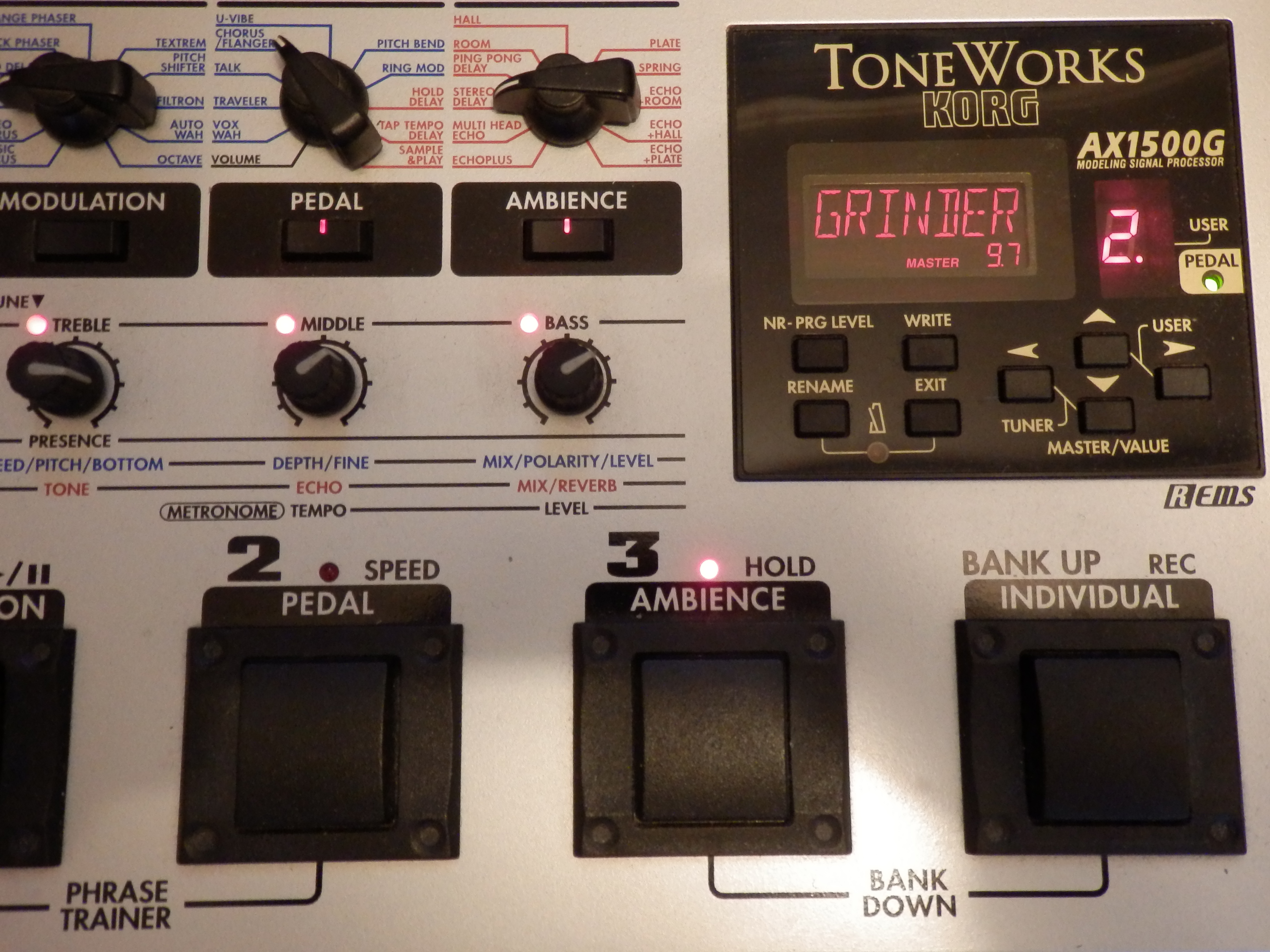 Korg AX 15 (8)
