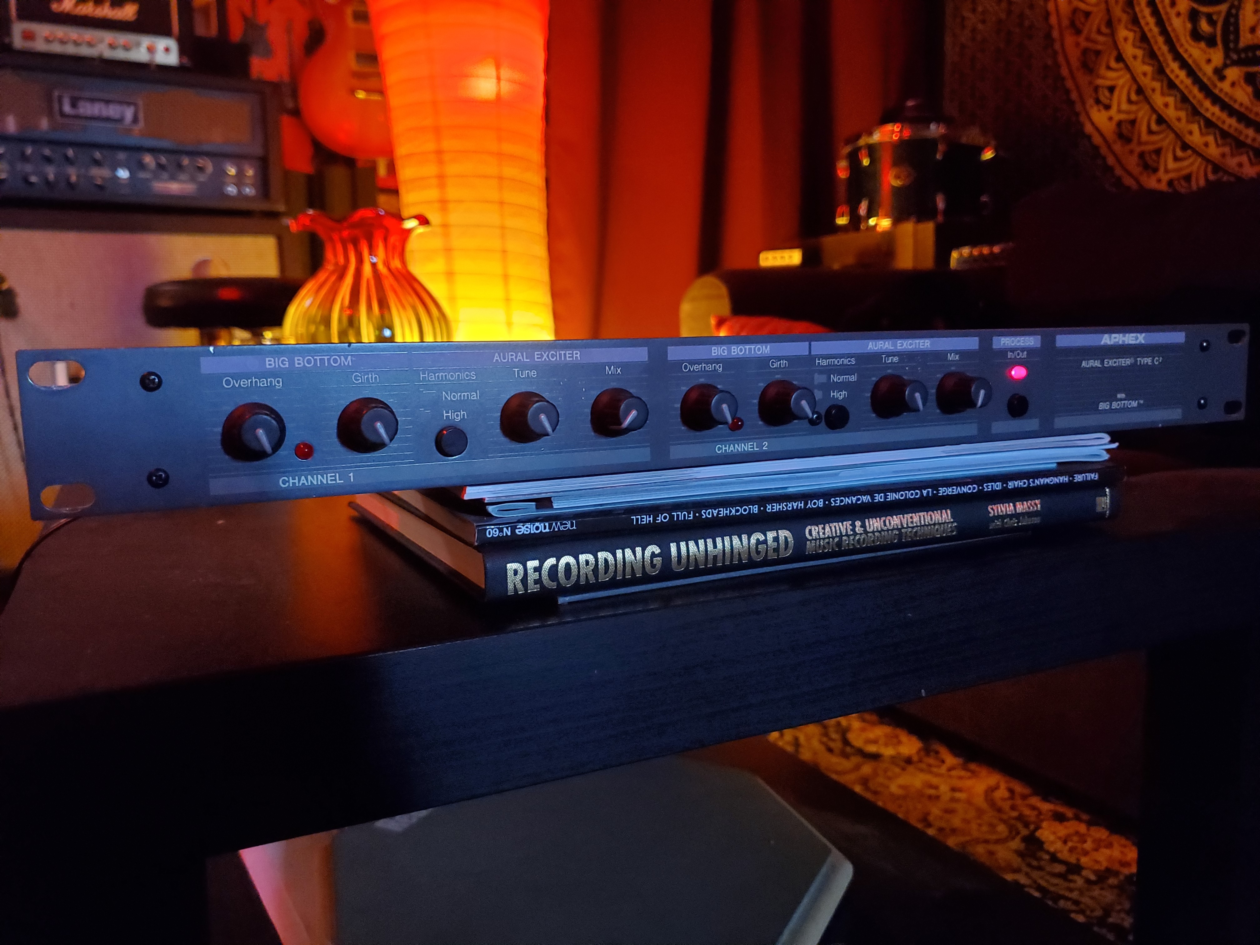 Aphex Aural Exciter 104 C2 with Big Botom