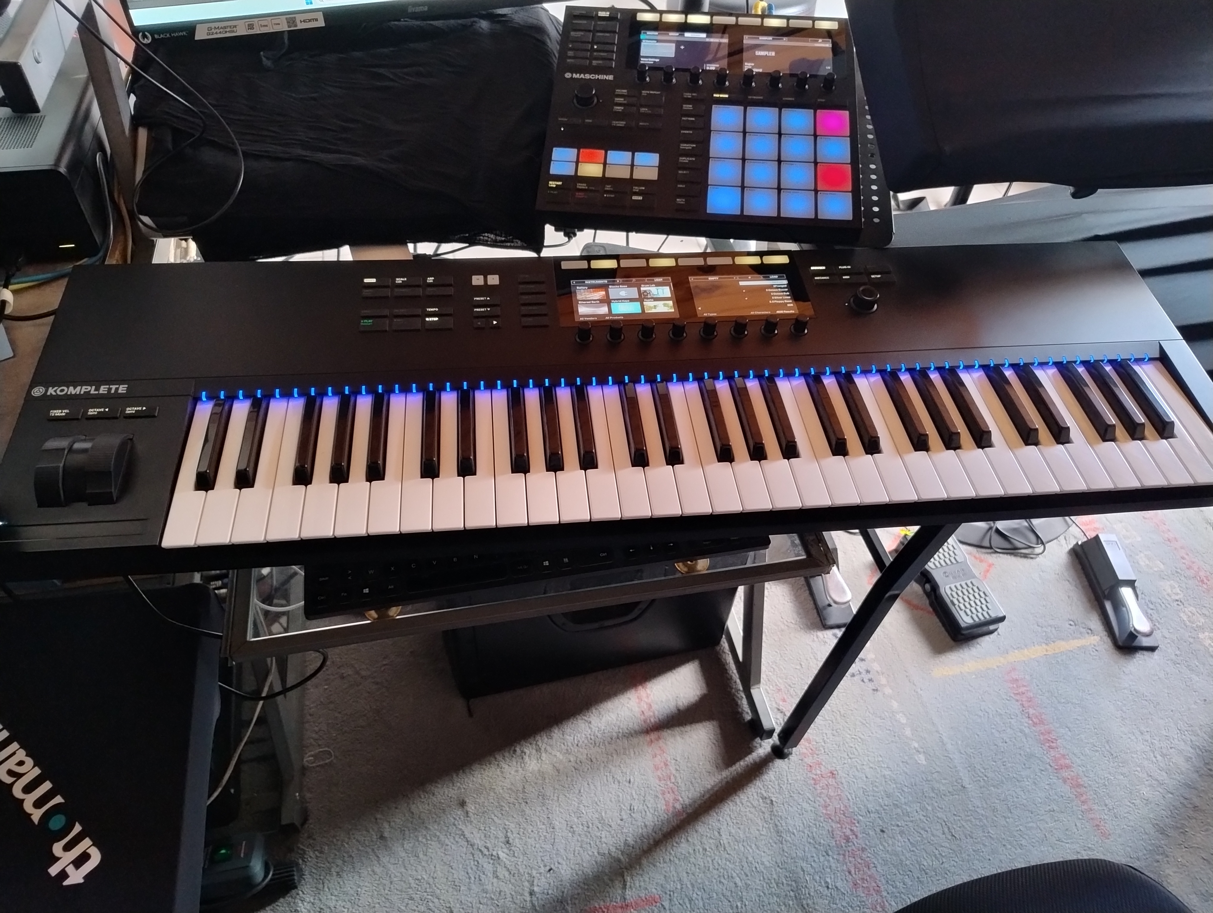 Komplete Kontrol Mk2 S61