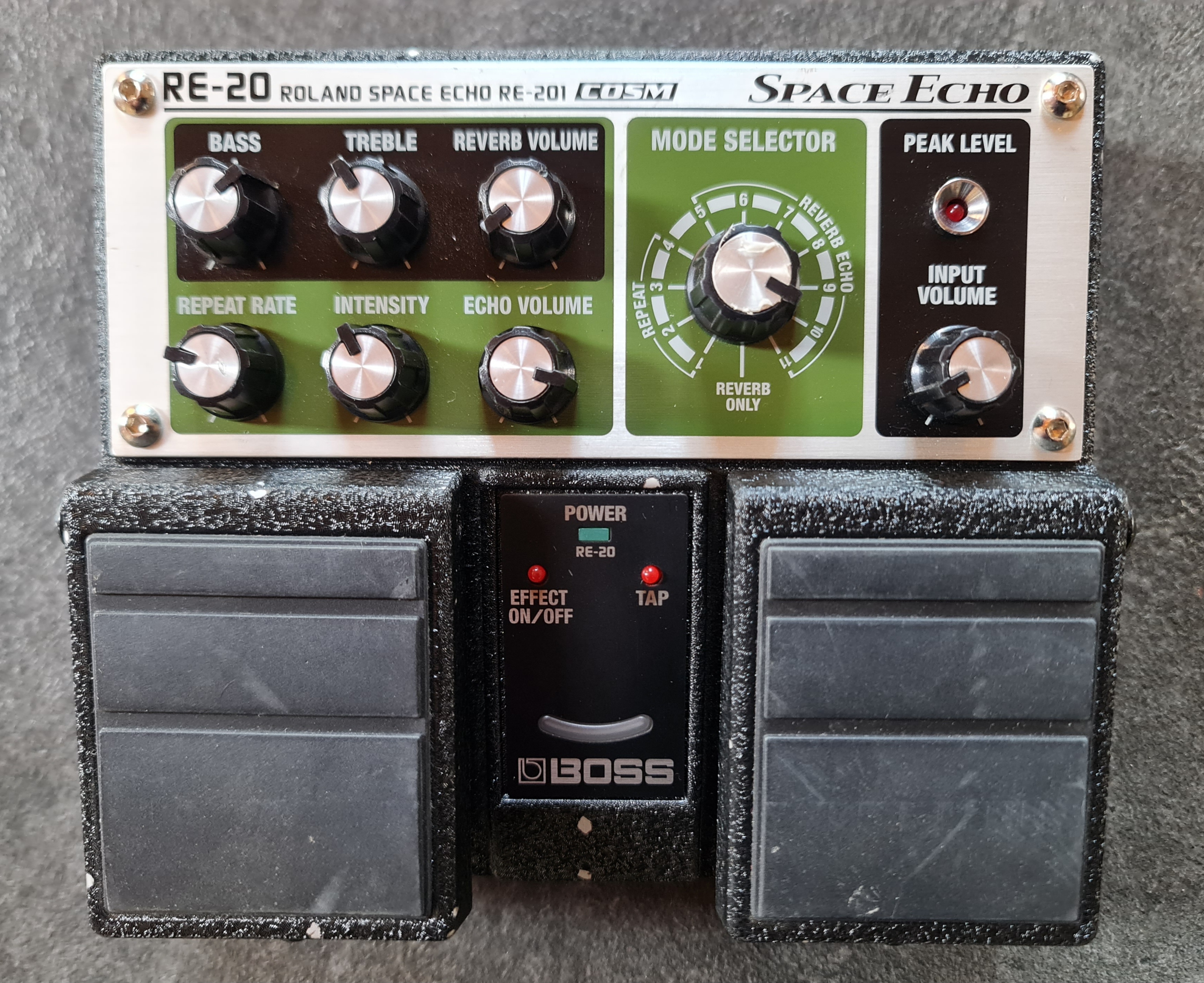 Vends delay Space Echo BOSS RE-20
