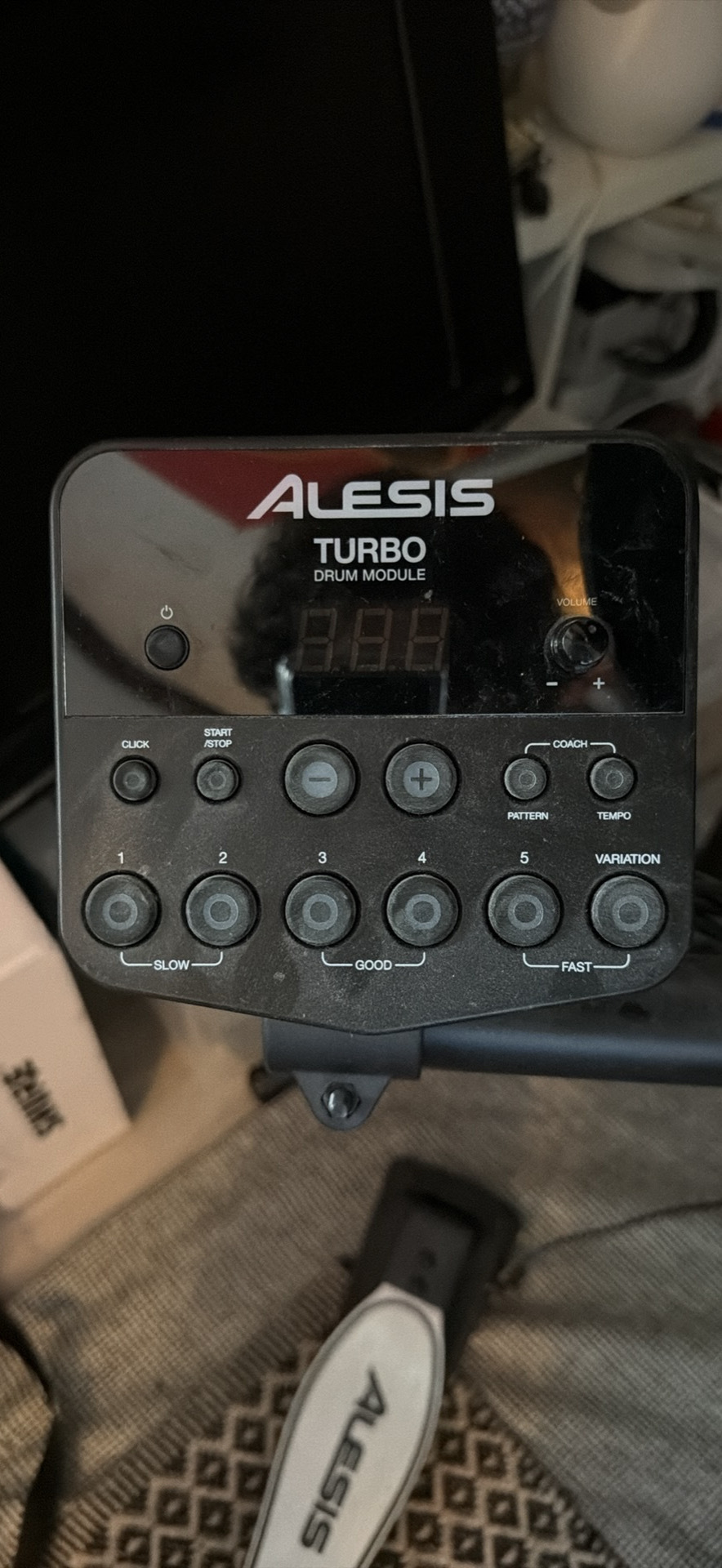 Behringer Xenyx 1204 (38185)
