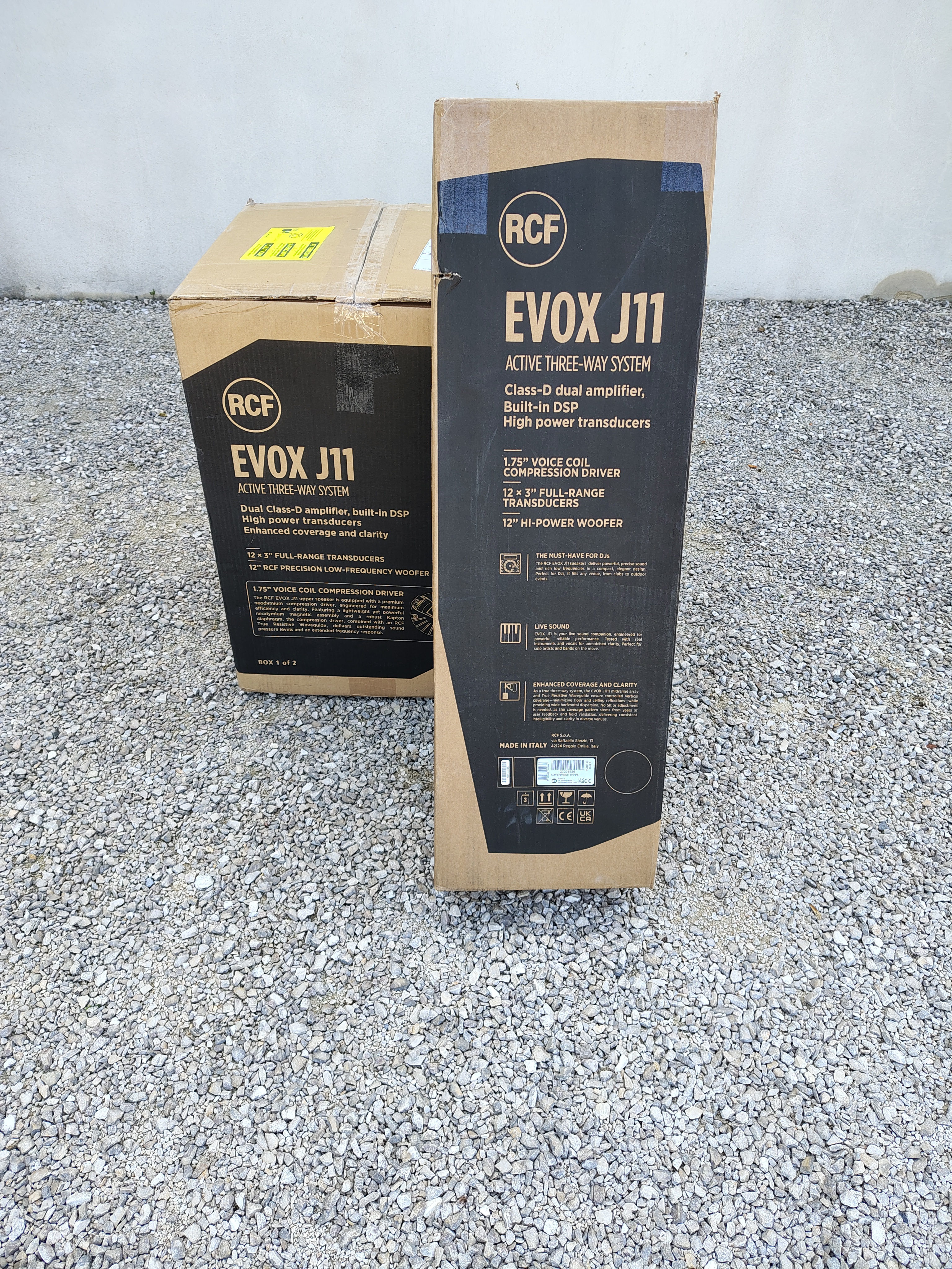 Vends enceintes colonnes RCF Evox j11 