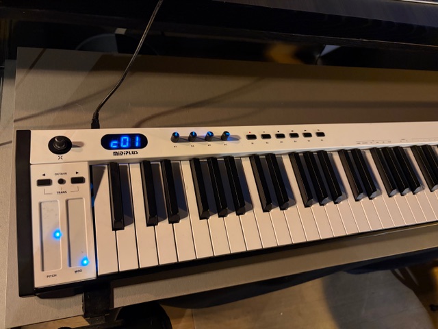 Midiplus X-8 III (71223)